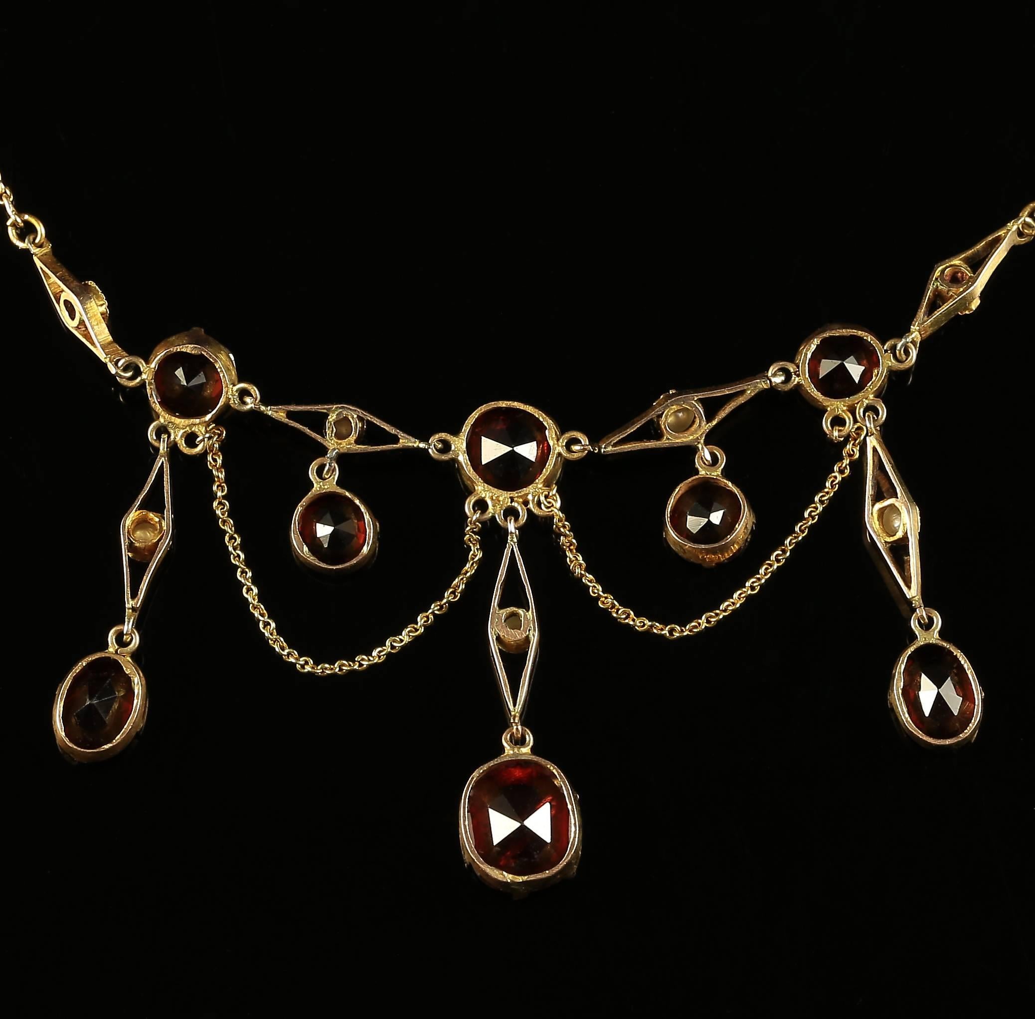 Antique Victorian Garnet Pearl Yellow Gold Lavaliere Necklace For Sale 1