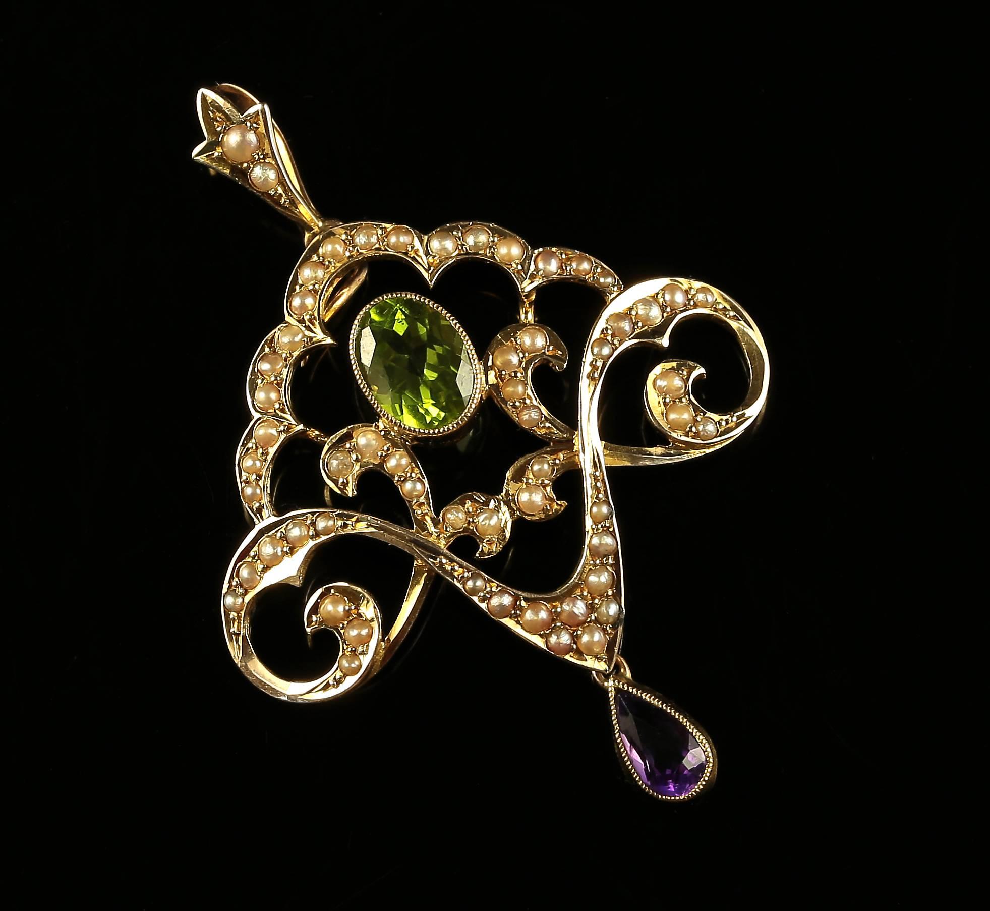 Antique Victorian Suffragette Pendant Amethyst Peridot Pearls, circa 1900 In Excellent Condition For Sale In Lancaster, Lancashire