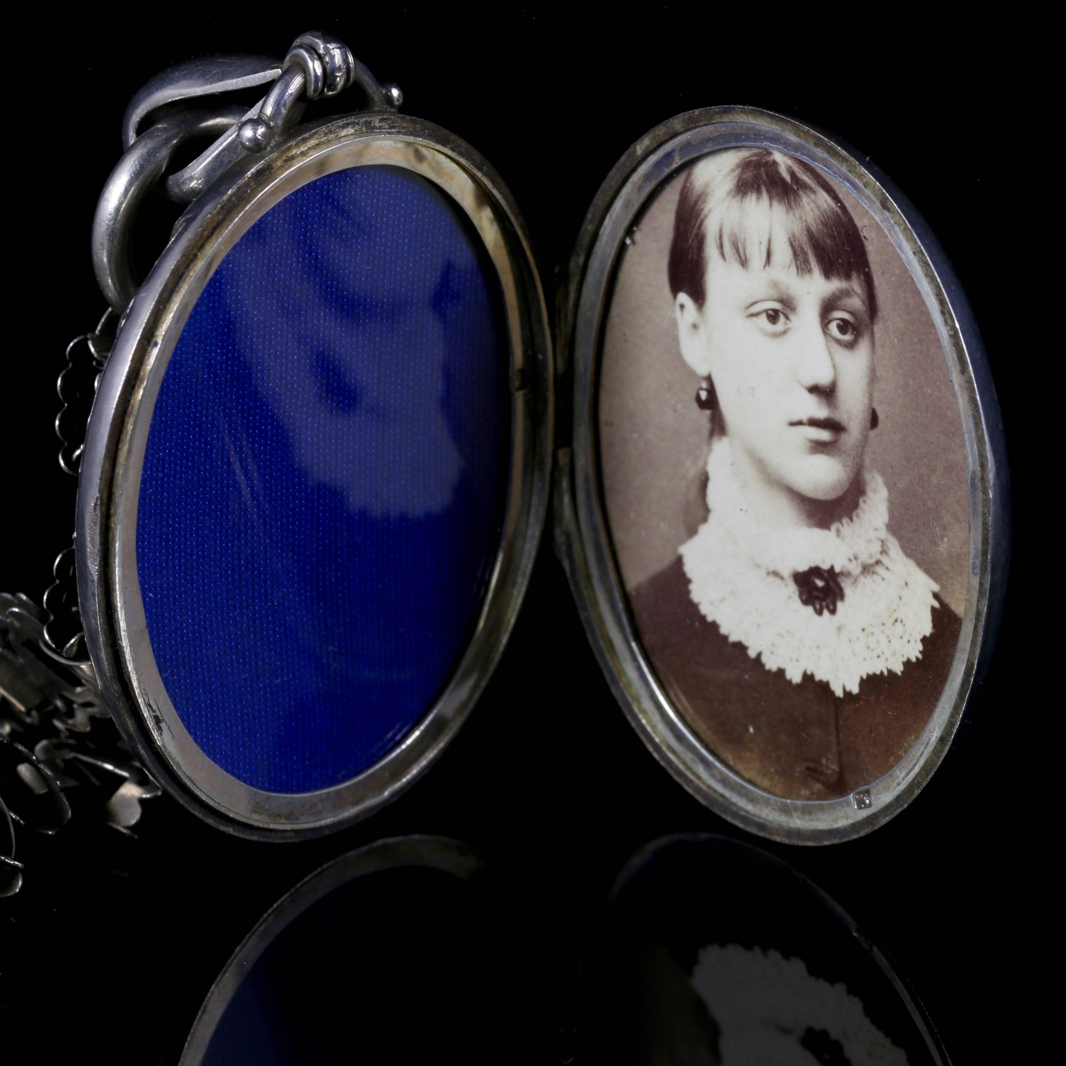 Antique Victorian Silver Locket and Collar, circa 1880 1