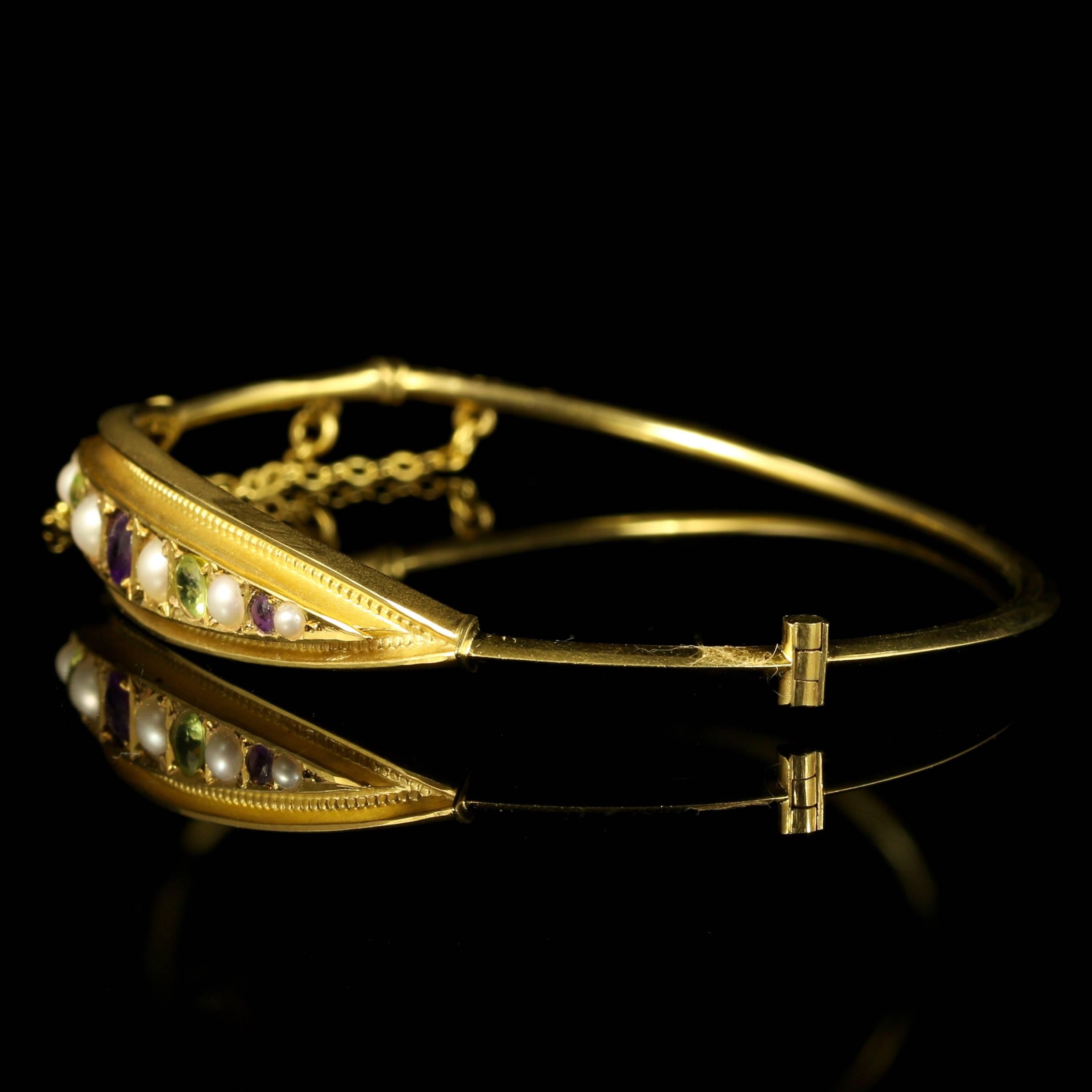 This fabulous genuine Edwardian Antique Suffragette bangle is dated Chester 1914. 

Set in 9ct gold.

A genuine bangle of it’s time representing the Suffragette period.

Suffragettes liked to be depicted as feminine.

Their jewellery was chosen to