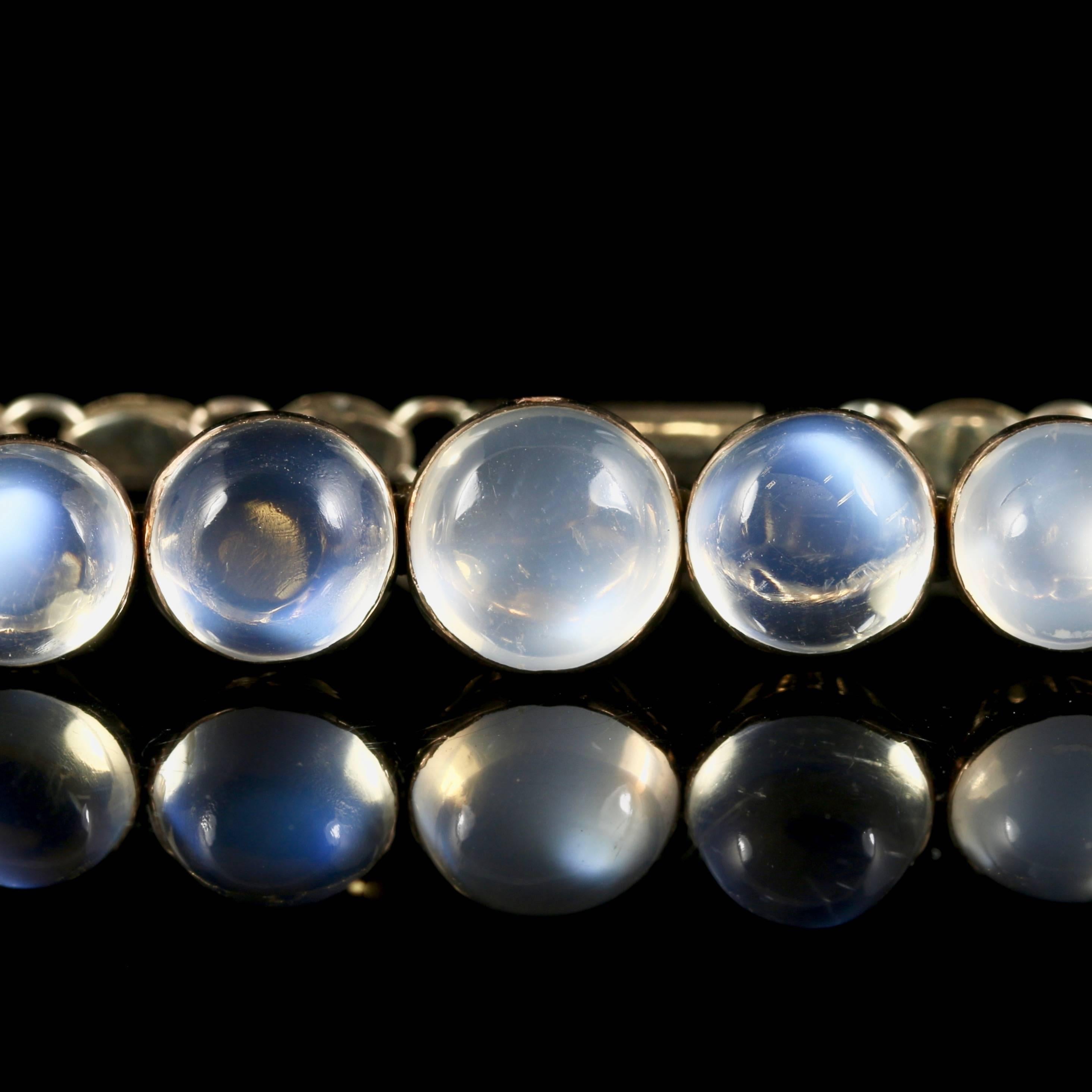 Antique Victorian 9 Carat Gold Moonstone Bracelet 2