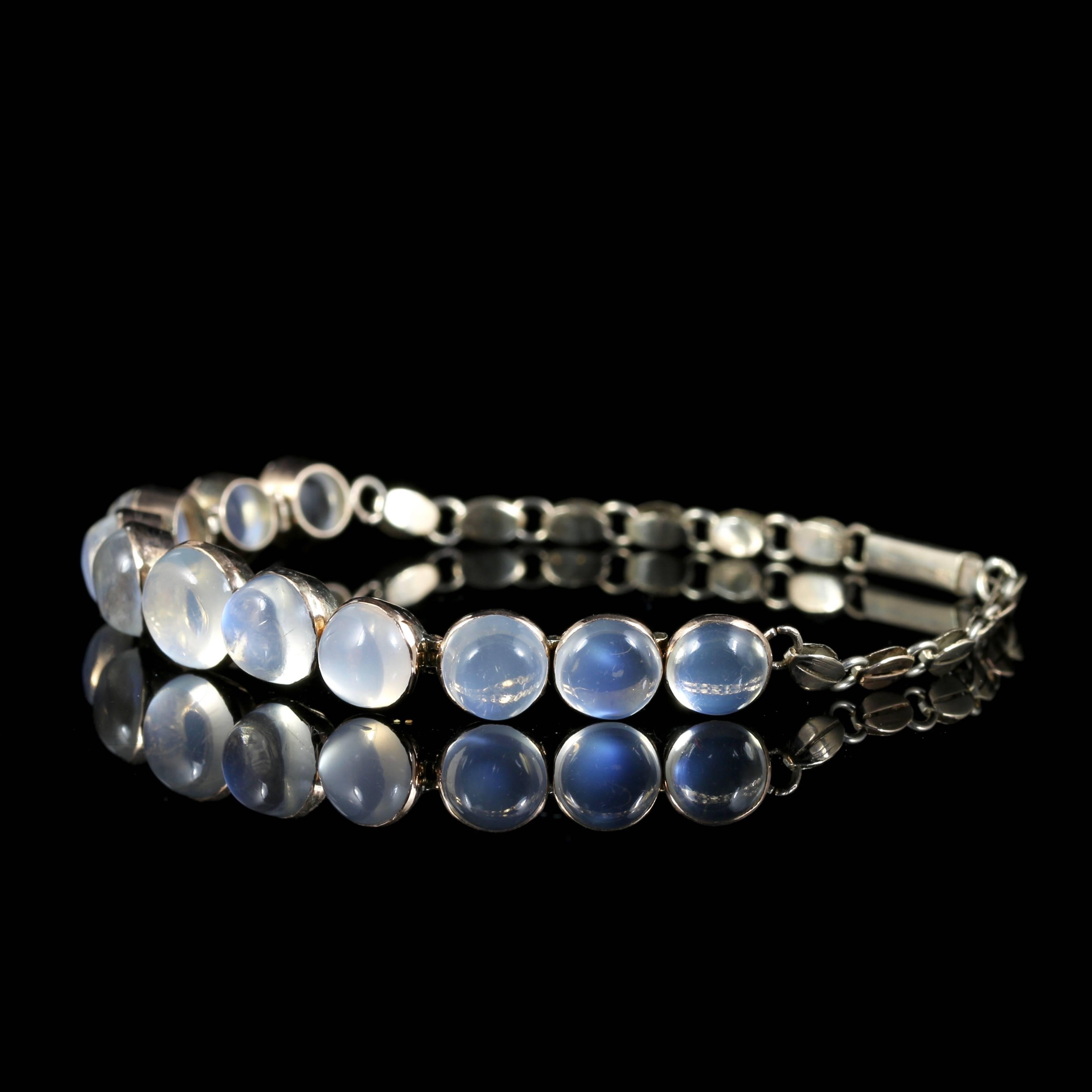 Antique Victorian 9 Carat Gold Moonstone Bracelet 3