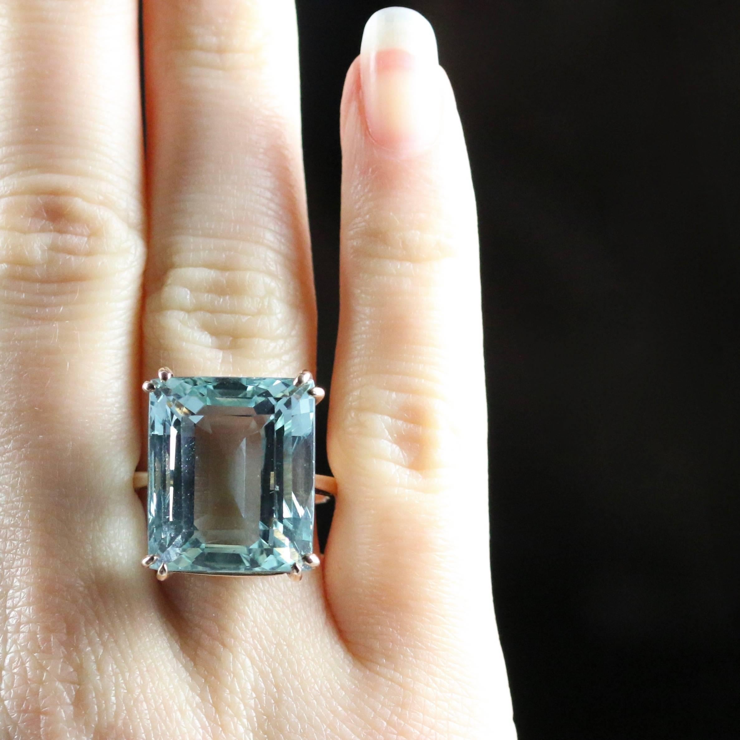 Women's Antique Art Deco Aquamarine Gold Ring 30 Carat Aquamarine Emerald Cut