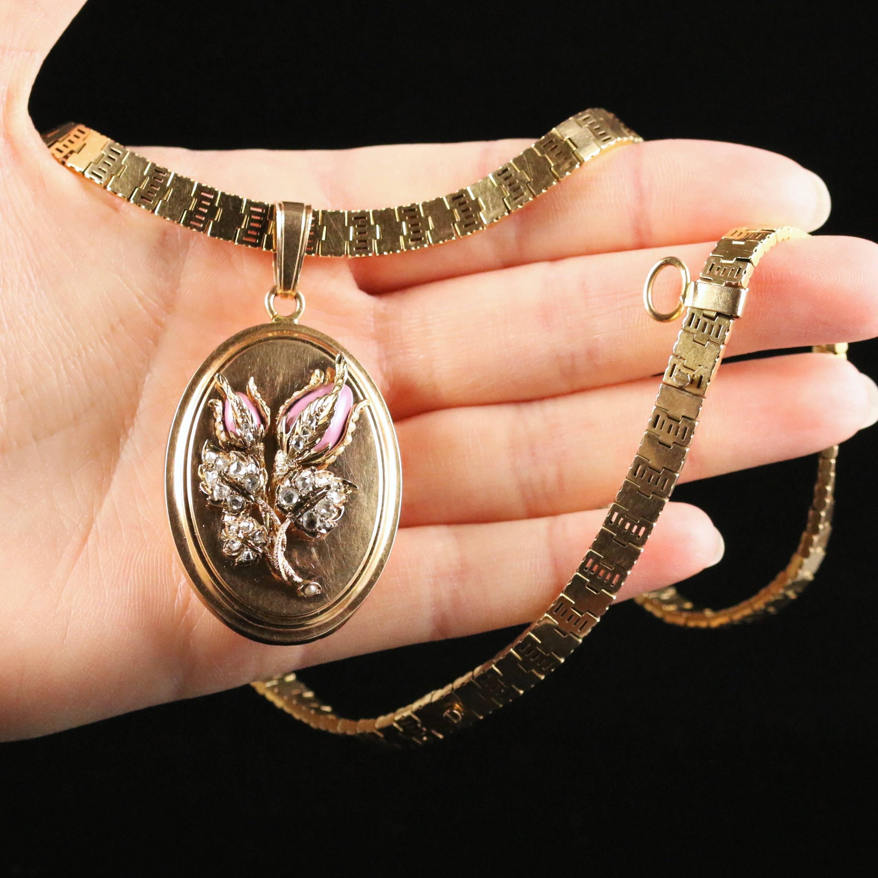 French Gold Collar and Diamond Locket 18 Carat Gold Encrusted, 1950 5