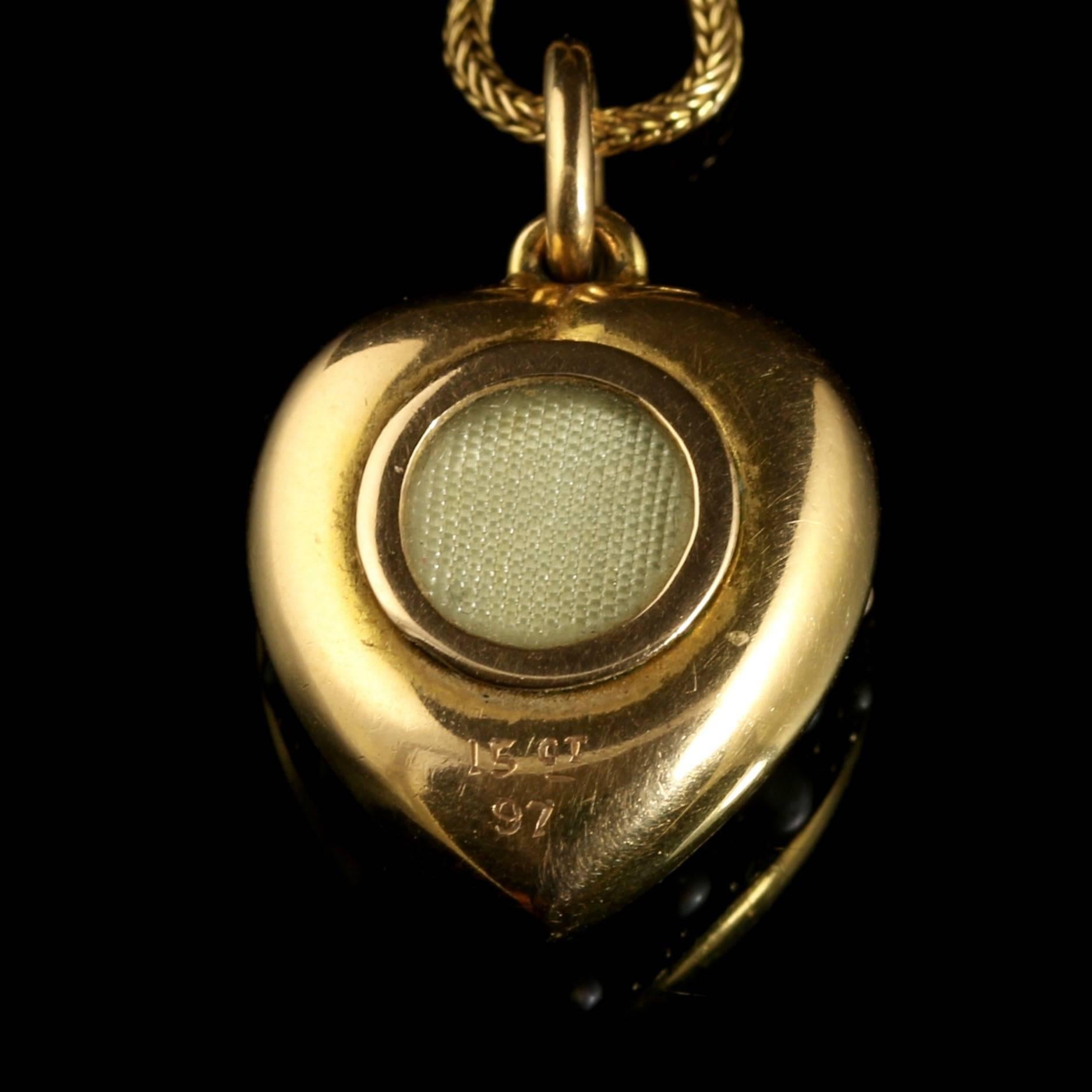 18 carat gold locket