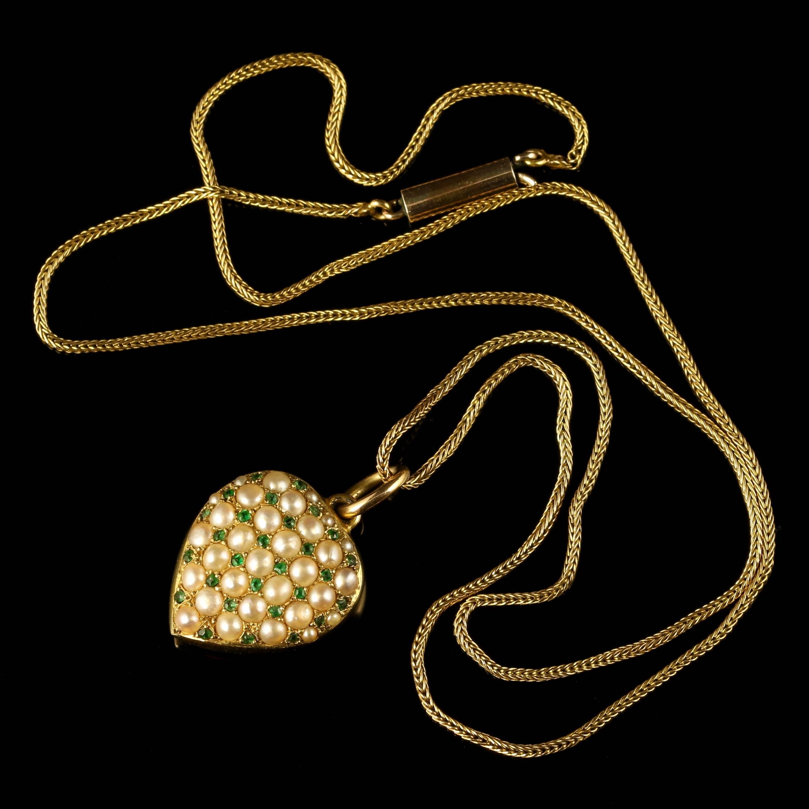 Antique Victorian Heart Locket Emerald Pearl 18 Carat Gold Necklace 1