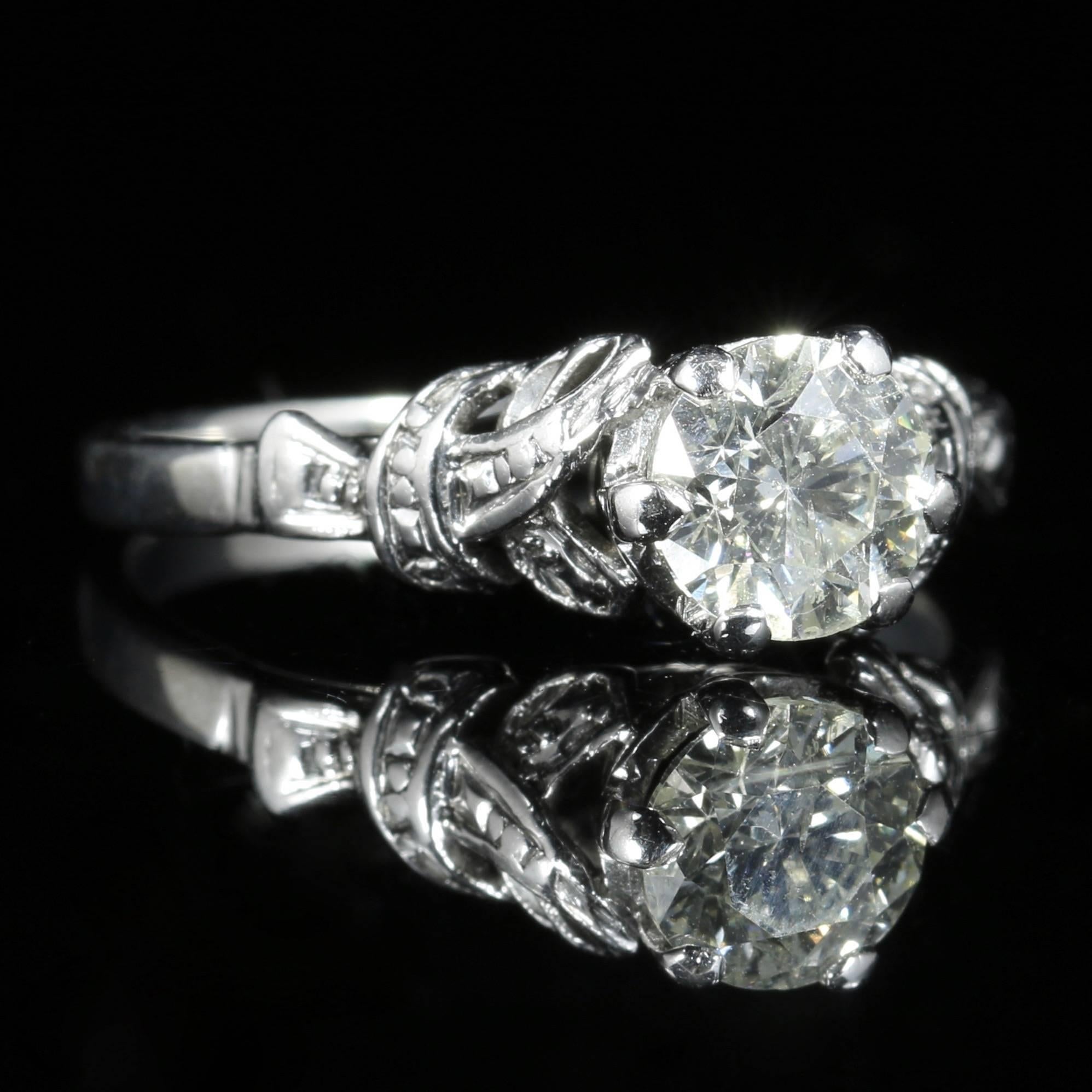 Antique Edwardian Diamond Solitaire Engagement Ring, circa 1915 For Sale 1