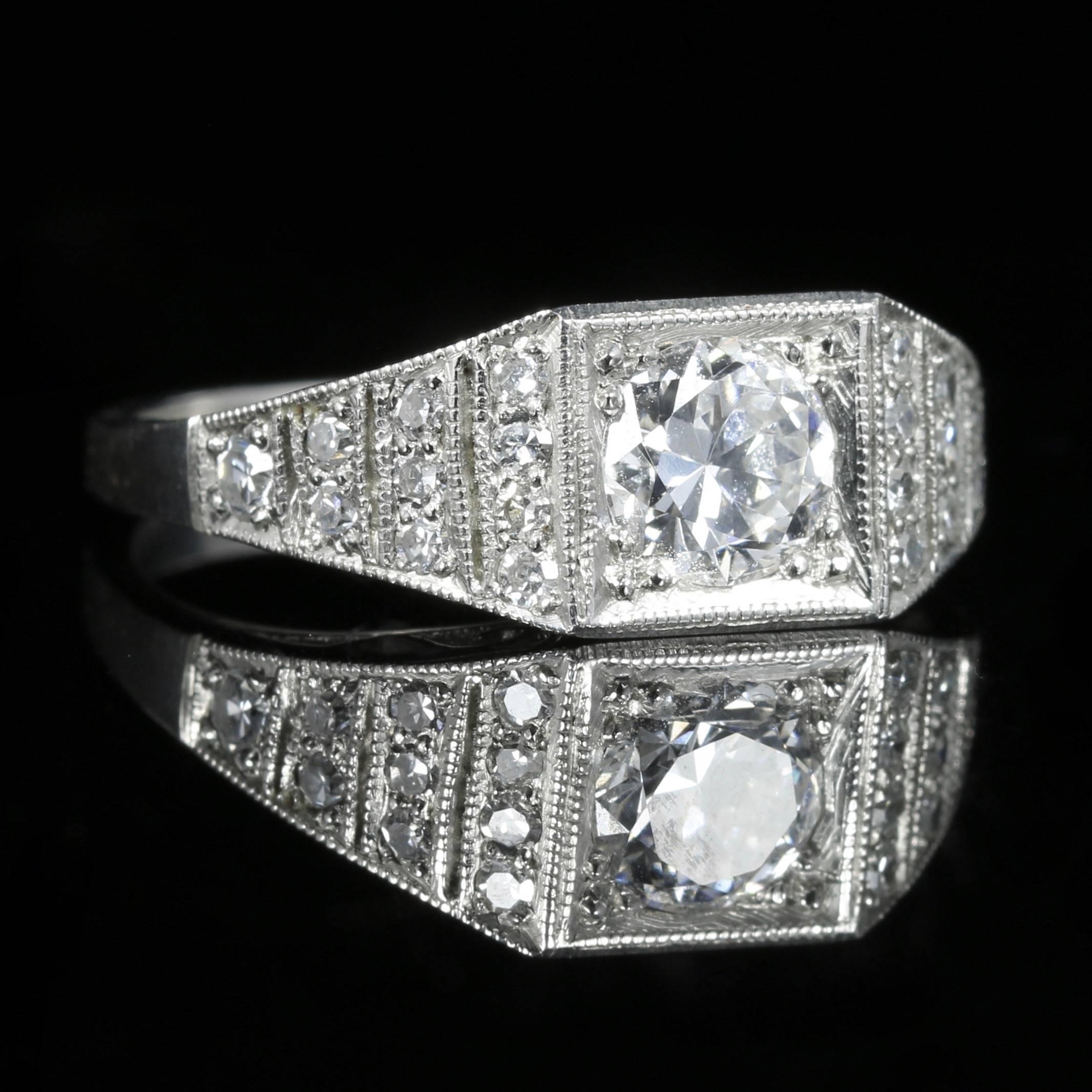 Women's Antique Art Deco Diamond Engagement Ring Platinum, circa 1920