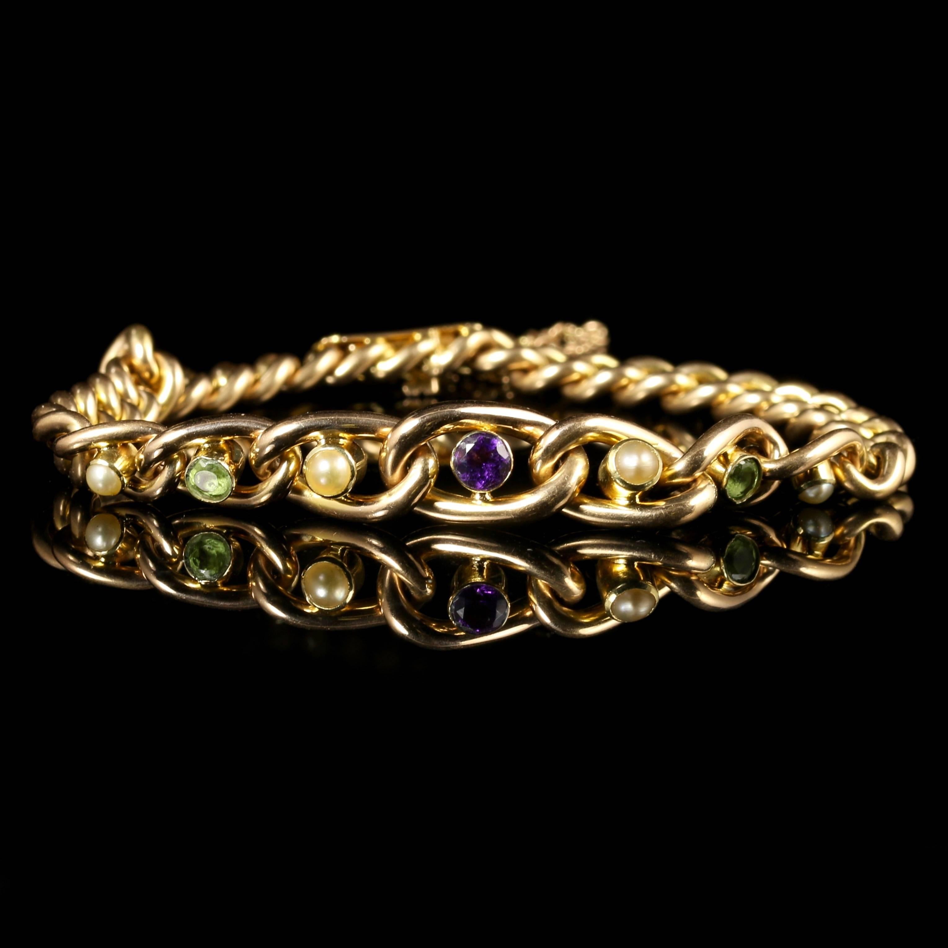 This genuine Victorian 15ct yellow gold antique Suffragette bracelet is circa 1900.

This lovely bracelet is a beautiful curb bracelet, it is steeped in English history,  purchased in London.

Fabulous all round workmanship with detailed 15ct gold