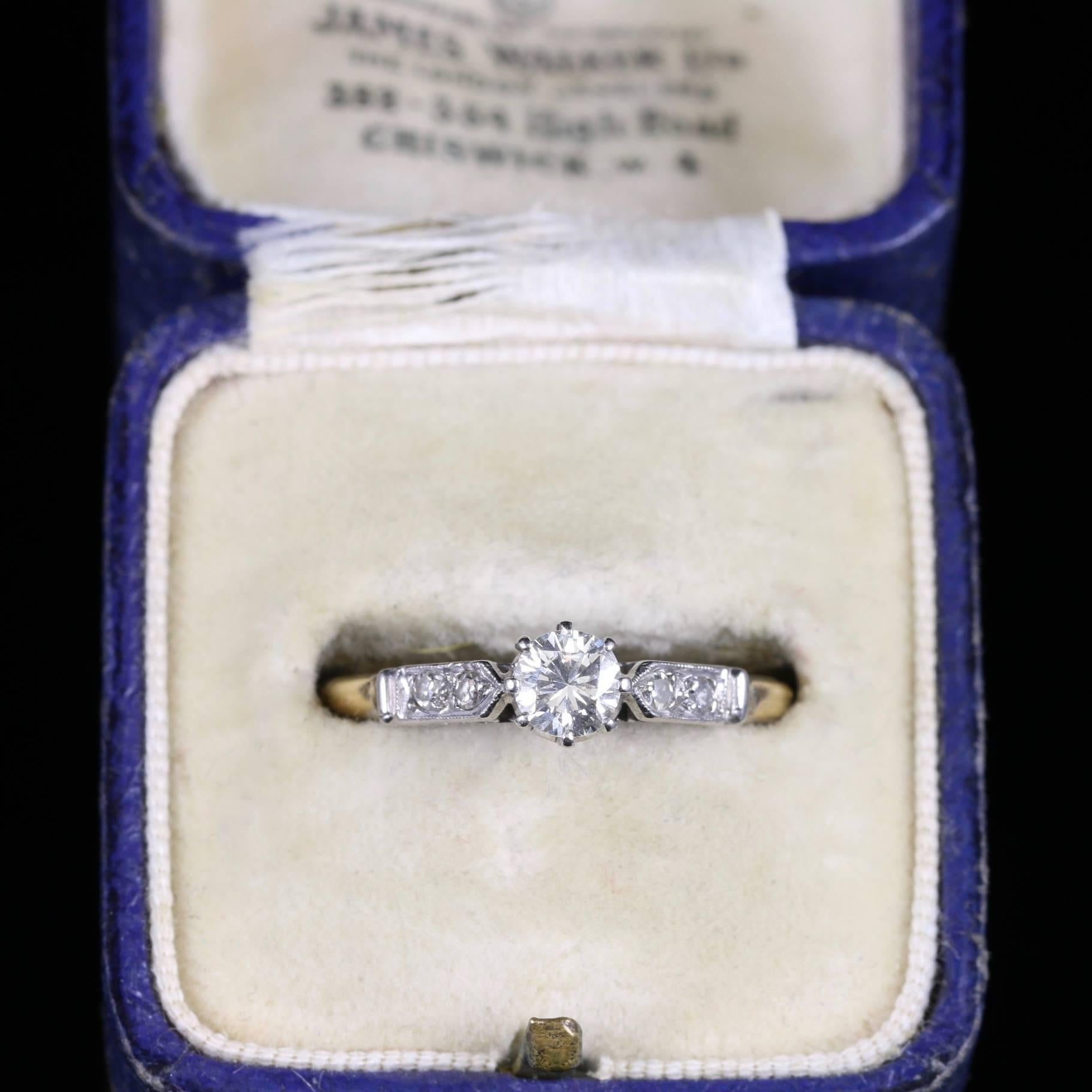 Antique Edwardian Diamond Solitaire, circa 1915 Engagement Ring For Sale 2