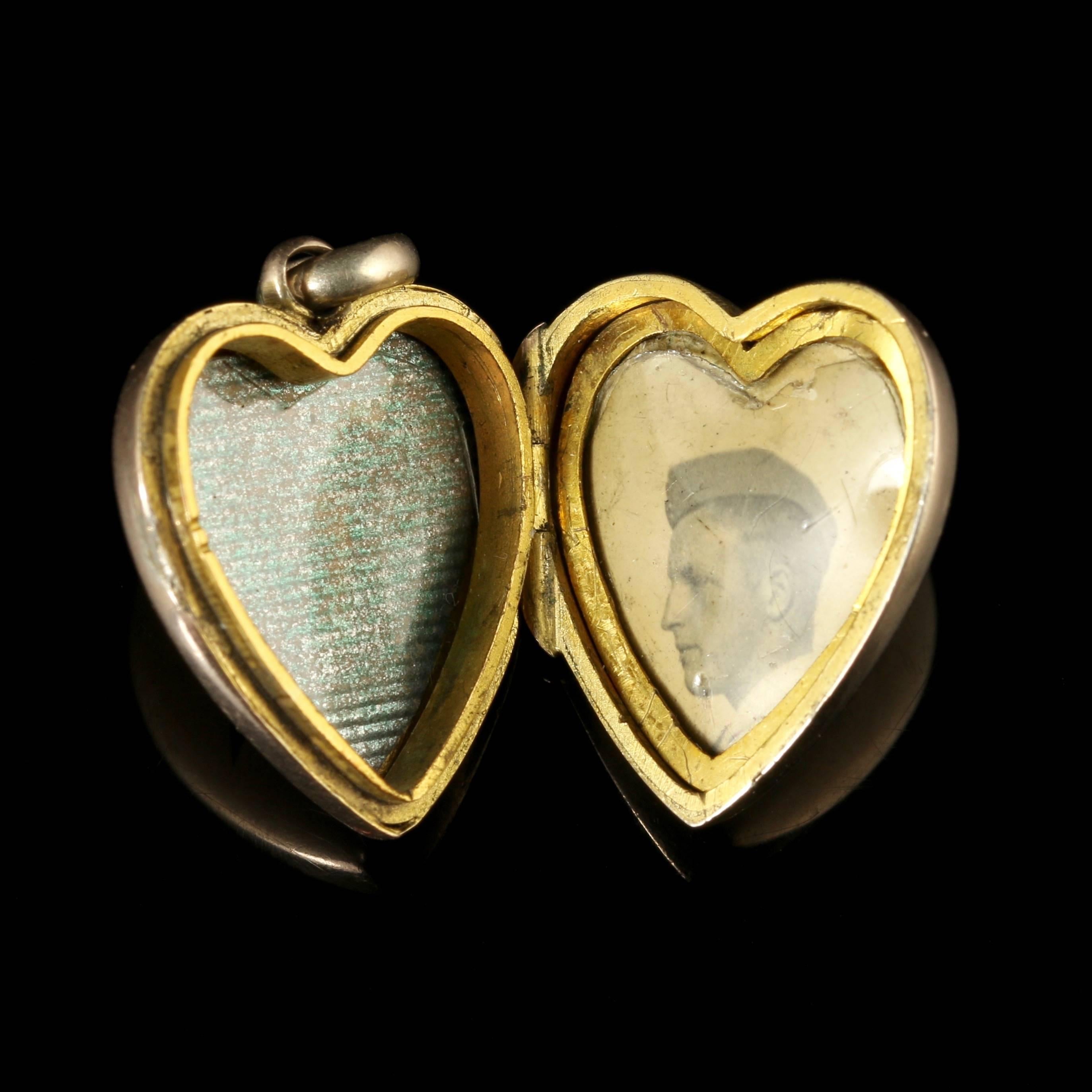 Antique Victorian Heart Locket Turquoise and Pearl, circa 1880 3