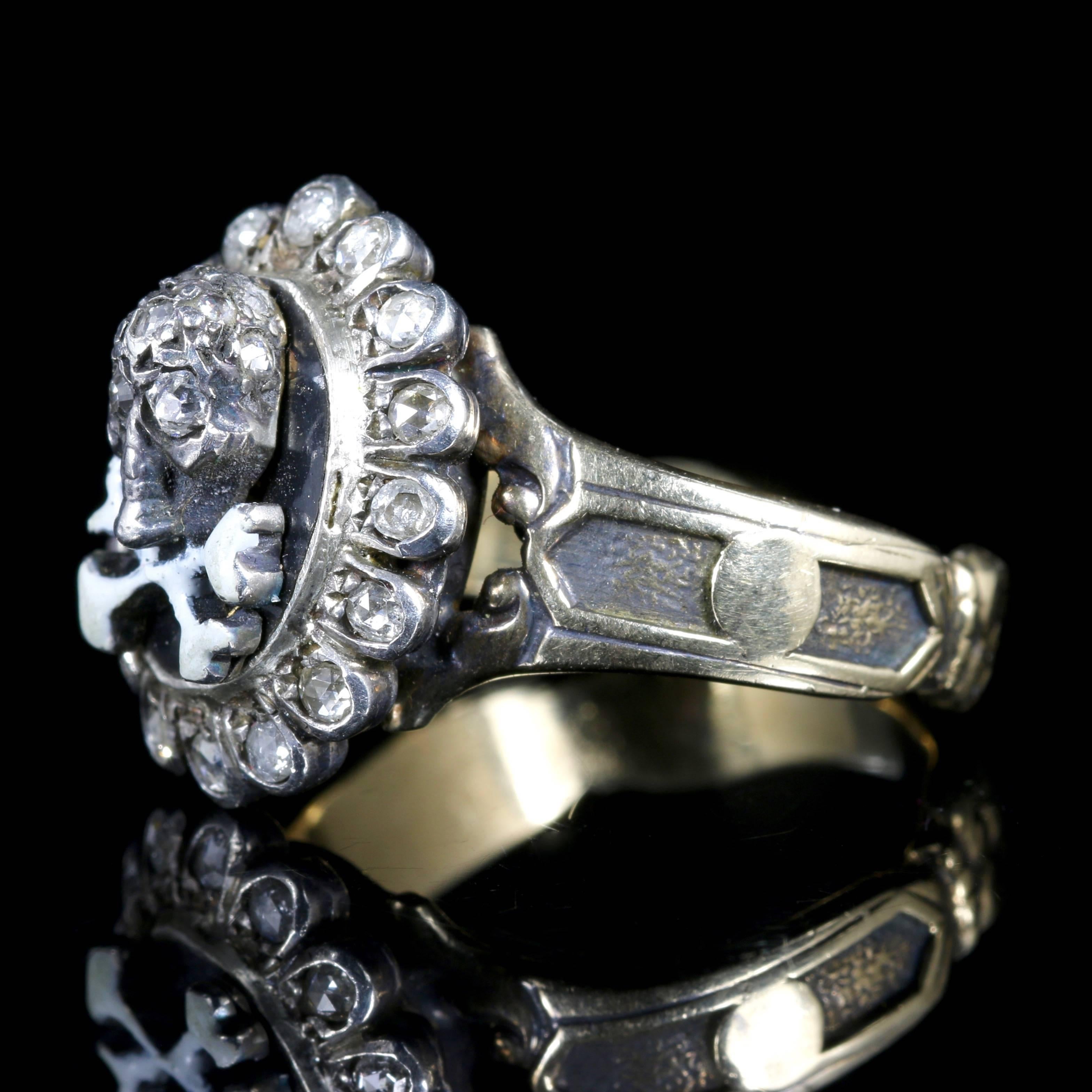 Modern Memento Mori Diamond Skull Cross Bone Diamond Ring 18 Carat Gold In Excellent Condition In Lancaster, Lancashire