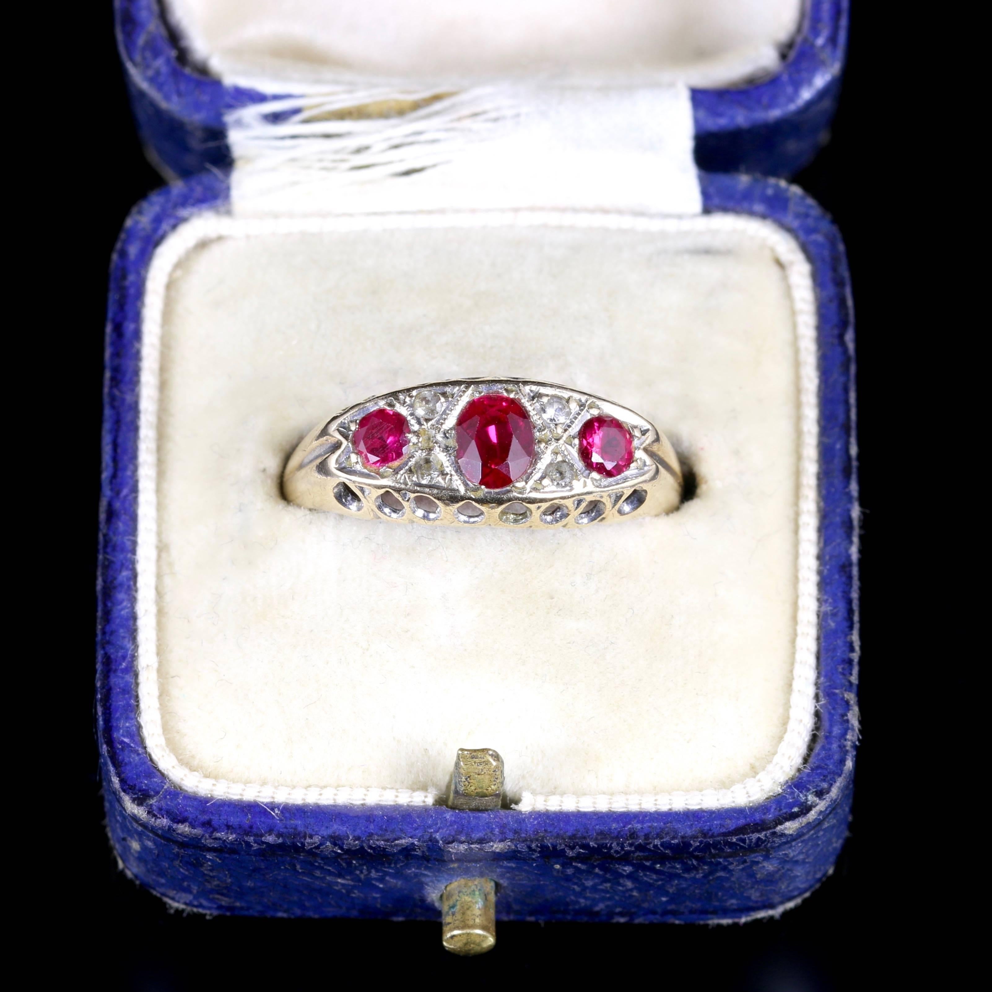 Antique Edwardian Ruby Diamond Ring Gypsy Set Gold Ring, 1909 3