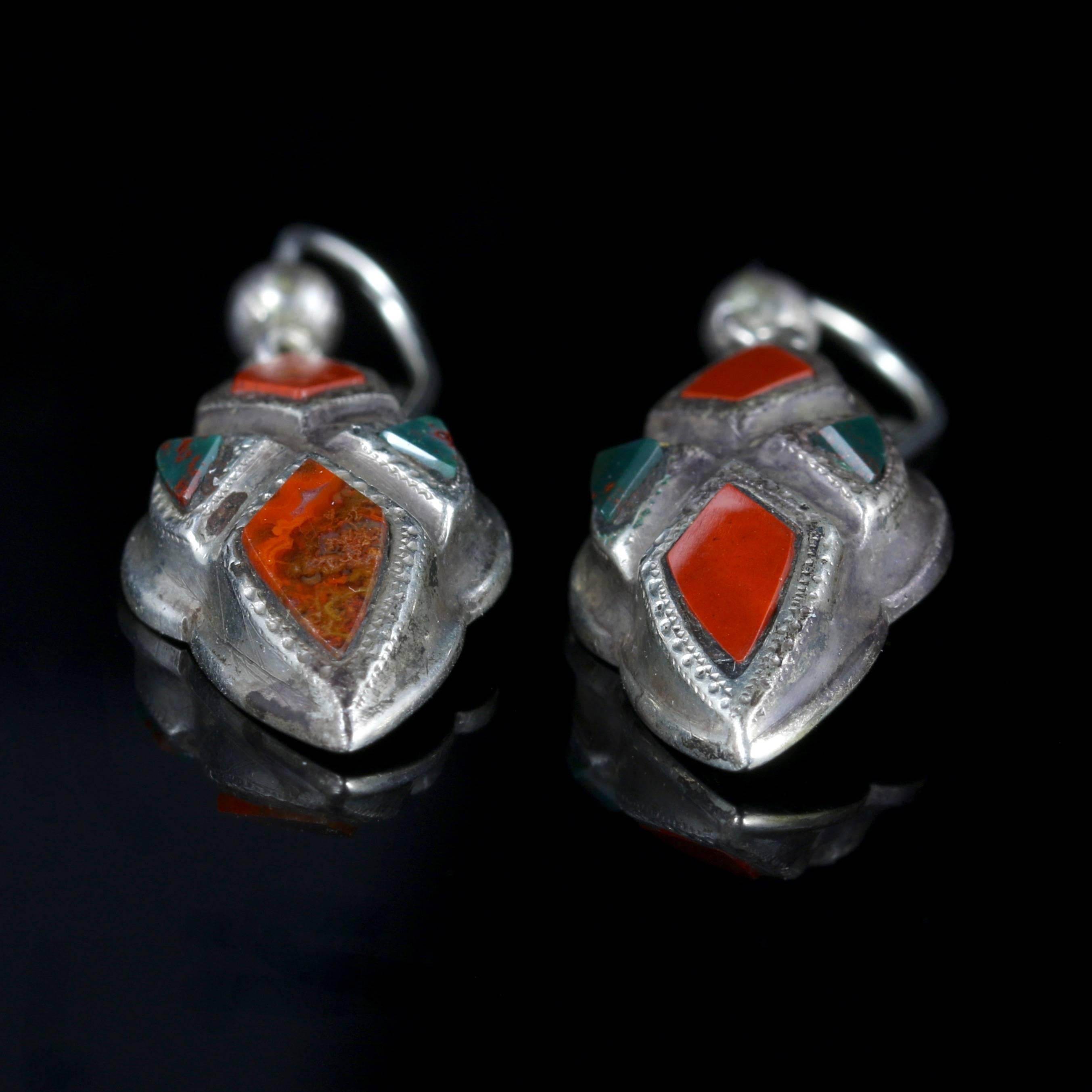 Antique Victorian Scottish Agate Silver Earrings, circa 1860 In Excellent Condition In Lancaster, Lancashire