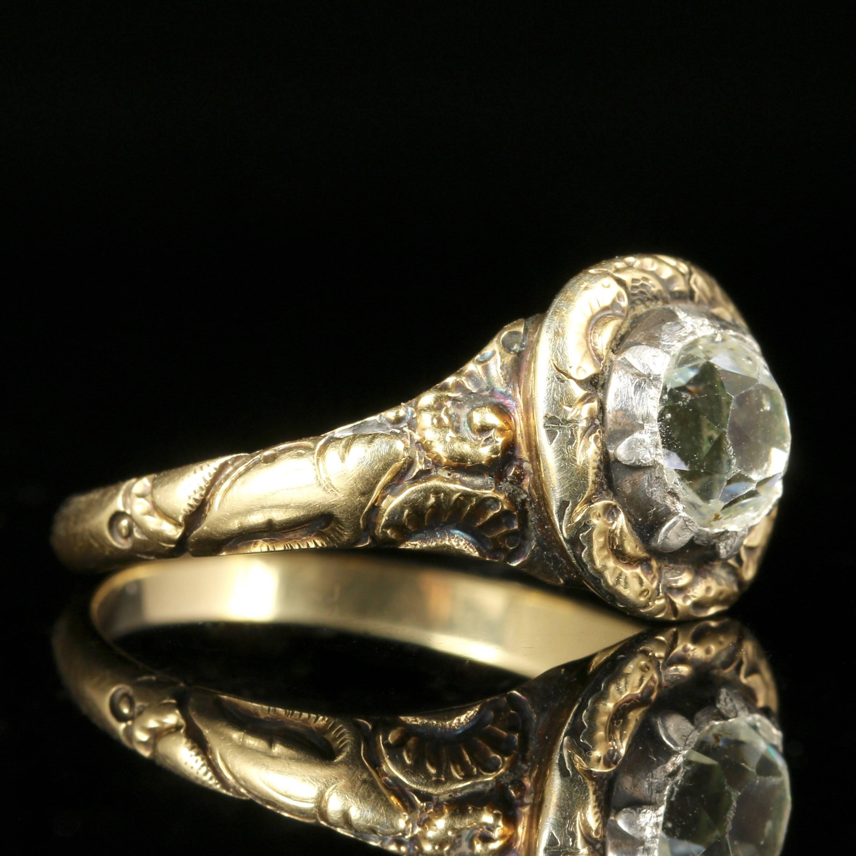 Antique Georgian Paste Stone Gold Ring  In Excellent Condition For Sale In Lancaster, Lancashire
