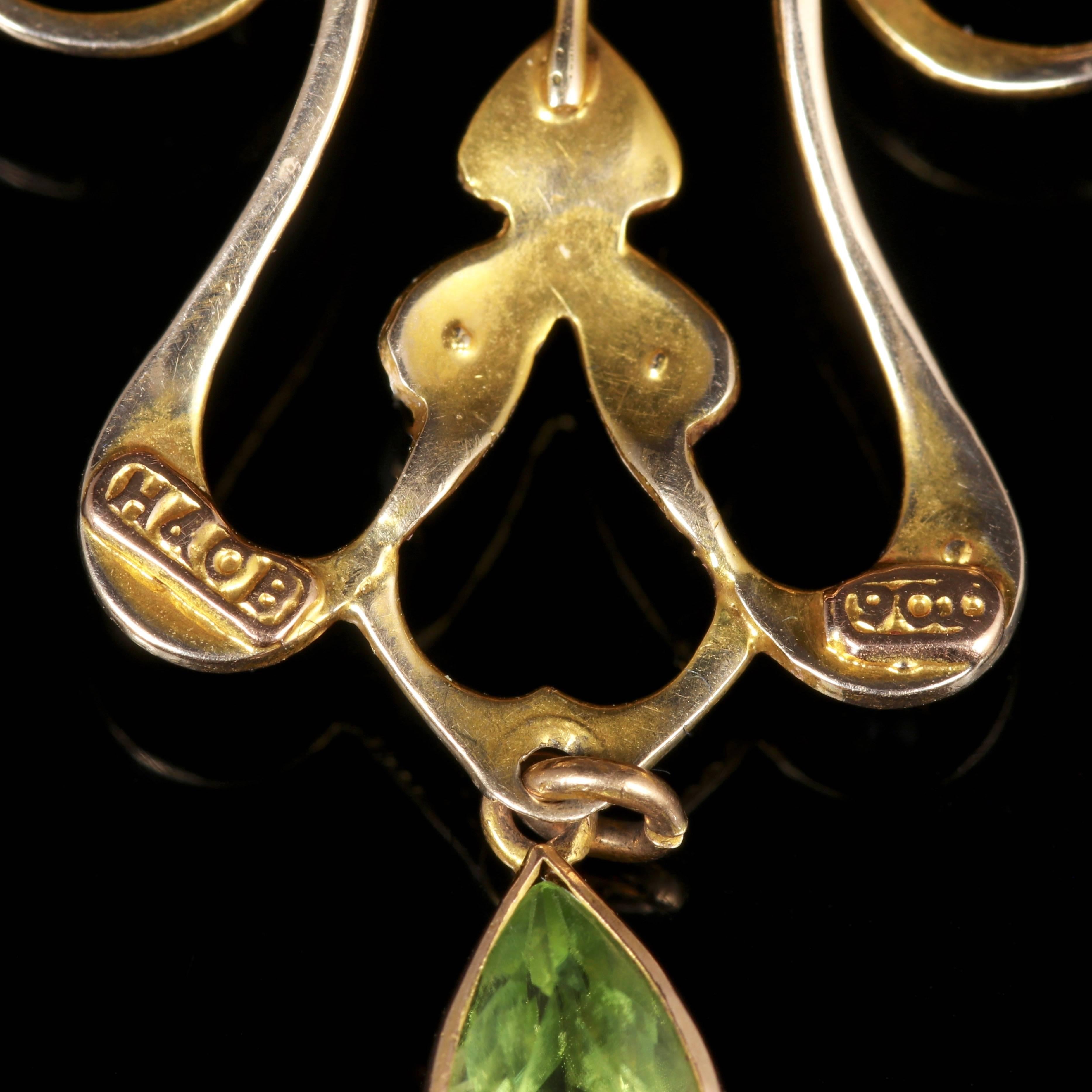 Antique Victorian Peridot 9 Carat Gold Pearl Pendant Brooch Necklace, circa 1900 For Sale 5