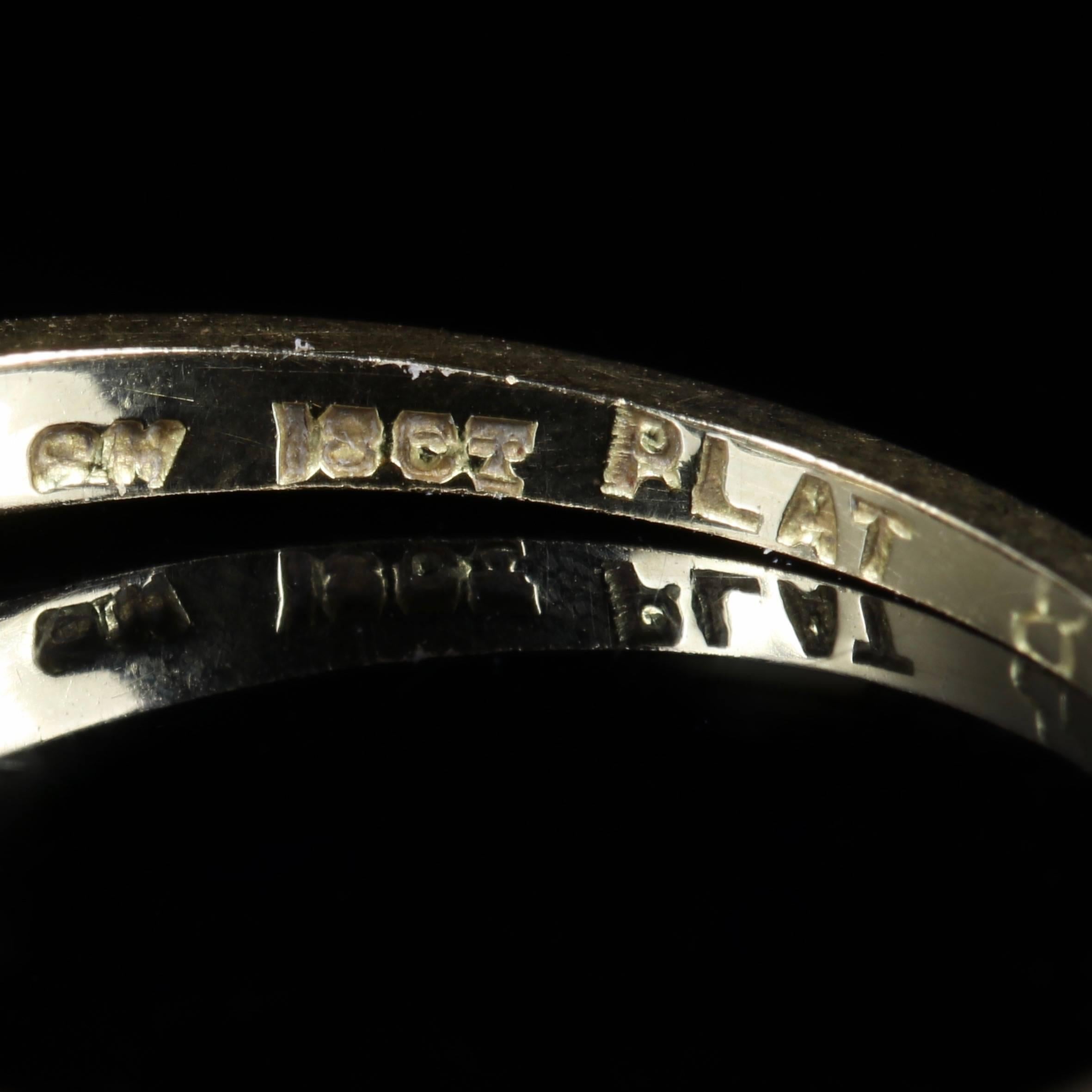 Antique Edwardian Diamond 18 Carat Gold, circa 1910 Engagement Ring For Sale 1