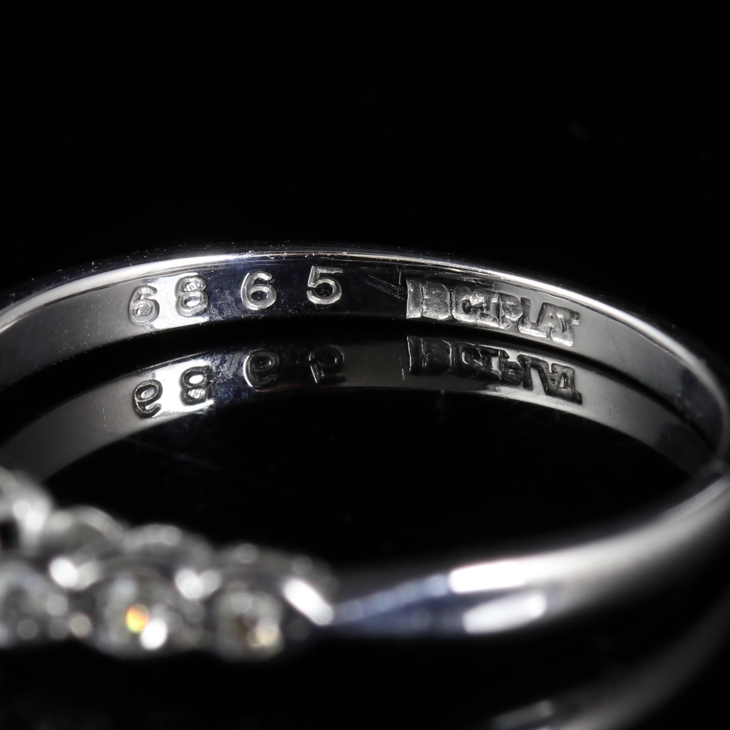 Antique Edwardian Diamond Engagement Ring 18 Carat White Gold, circa 1915 2