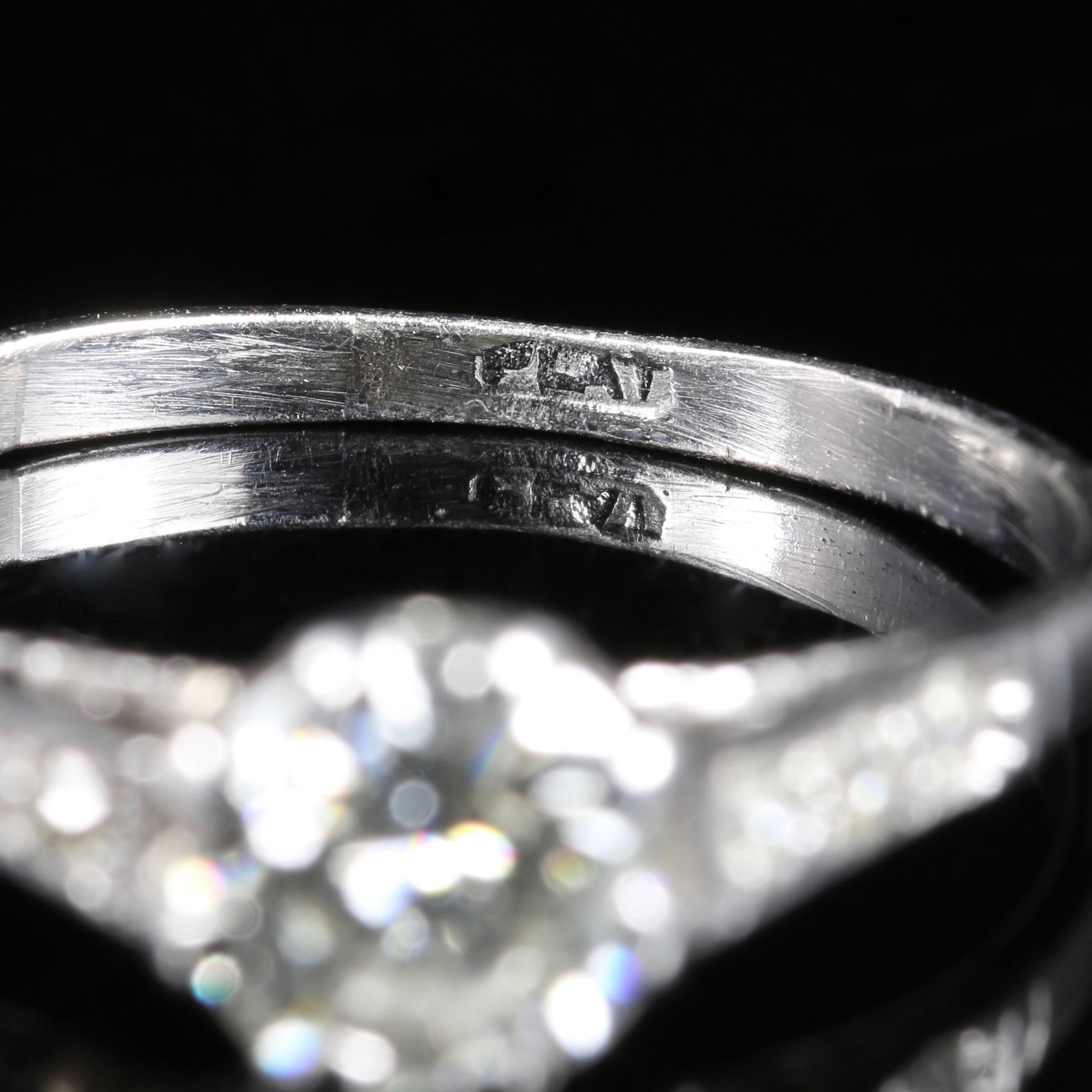 Antique Edwardian Diamond Solitaire circa 1910 Platinum Engagement Ring For Sale 3