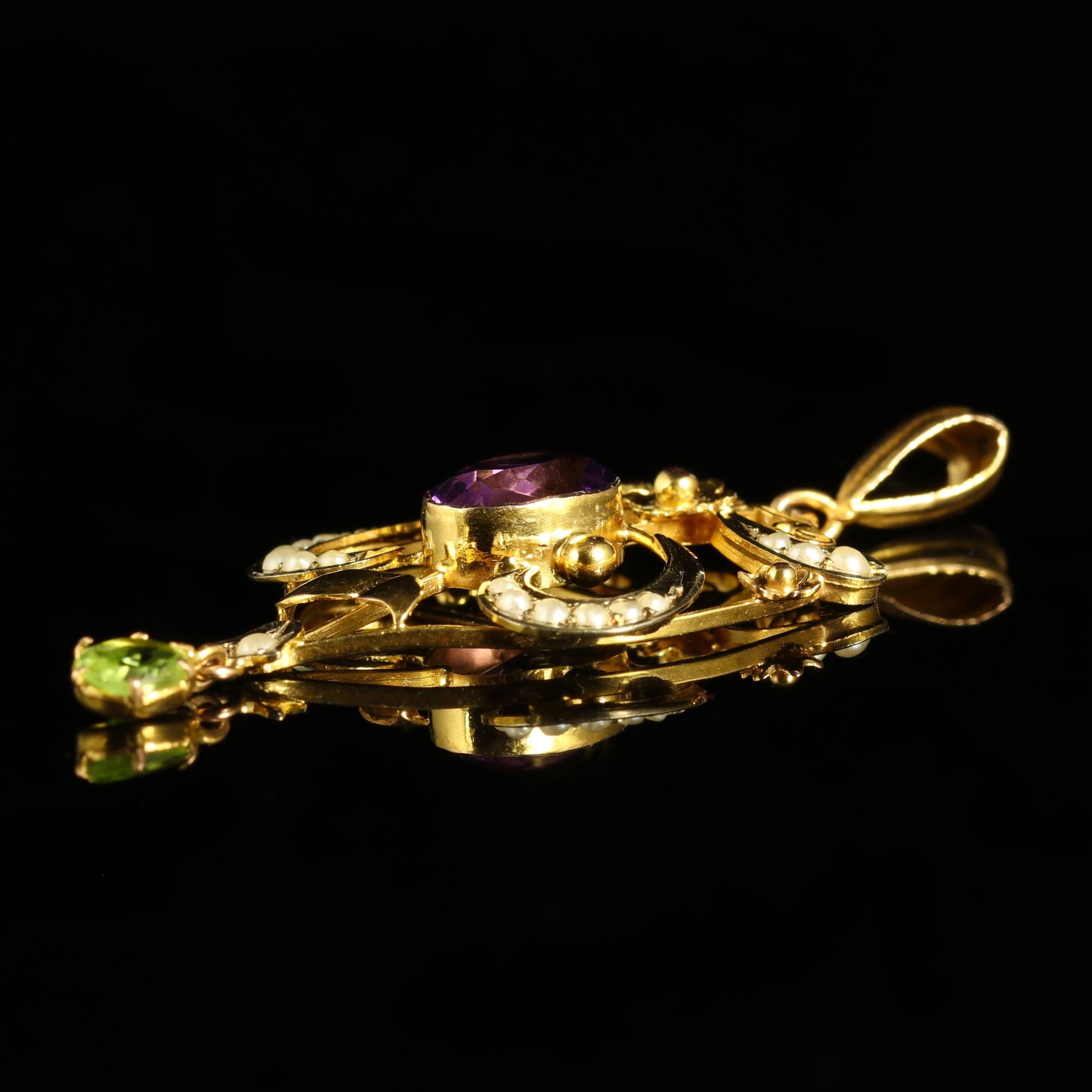 Women's Antique Victorian Suffragette Pendant Gold, circa 1900