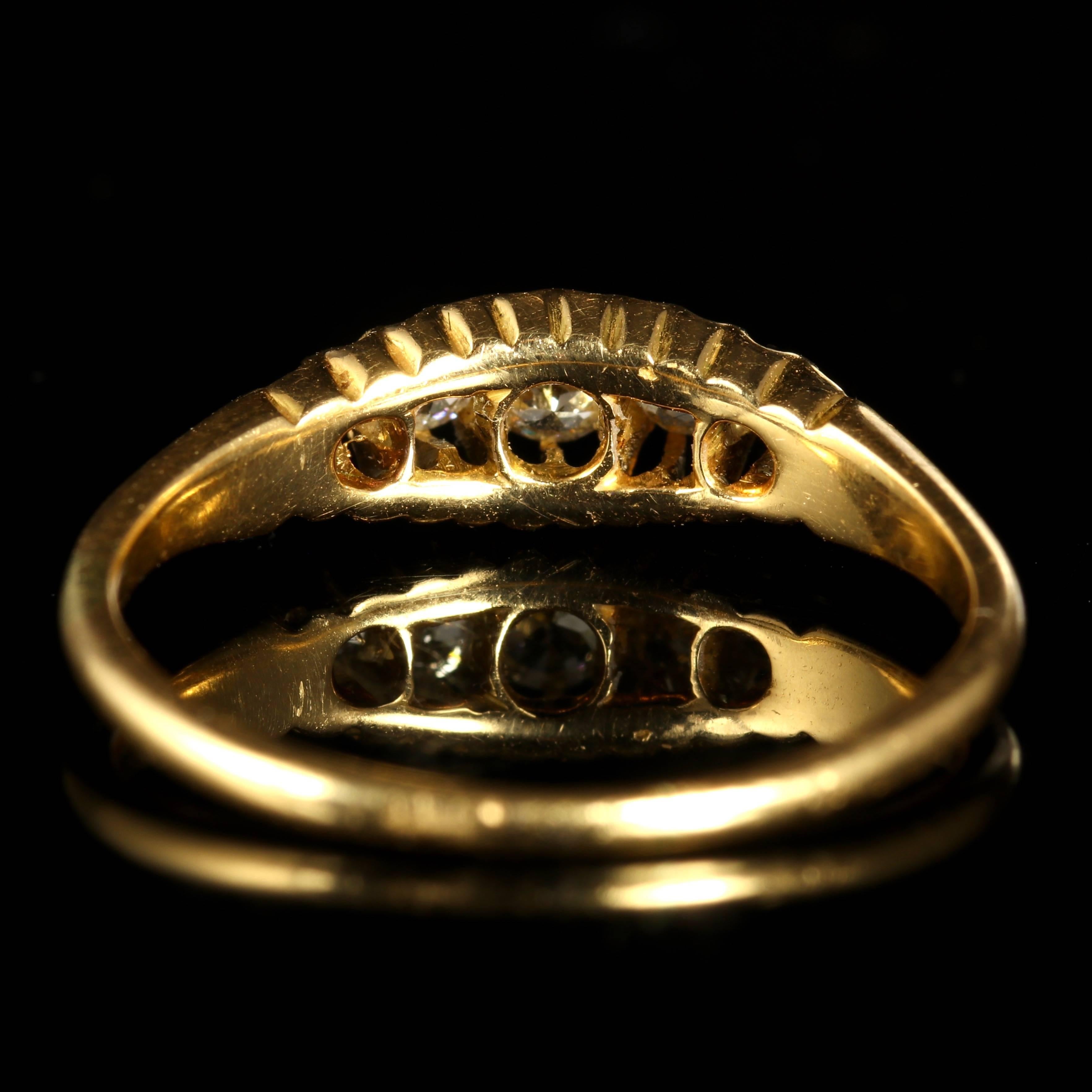 Victorian Five-Stone Old Cushion Cut 18 Carat Yellow Gold Ring In Excellent Condition In Lancaster, Lancashire