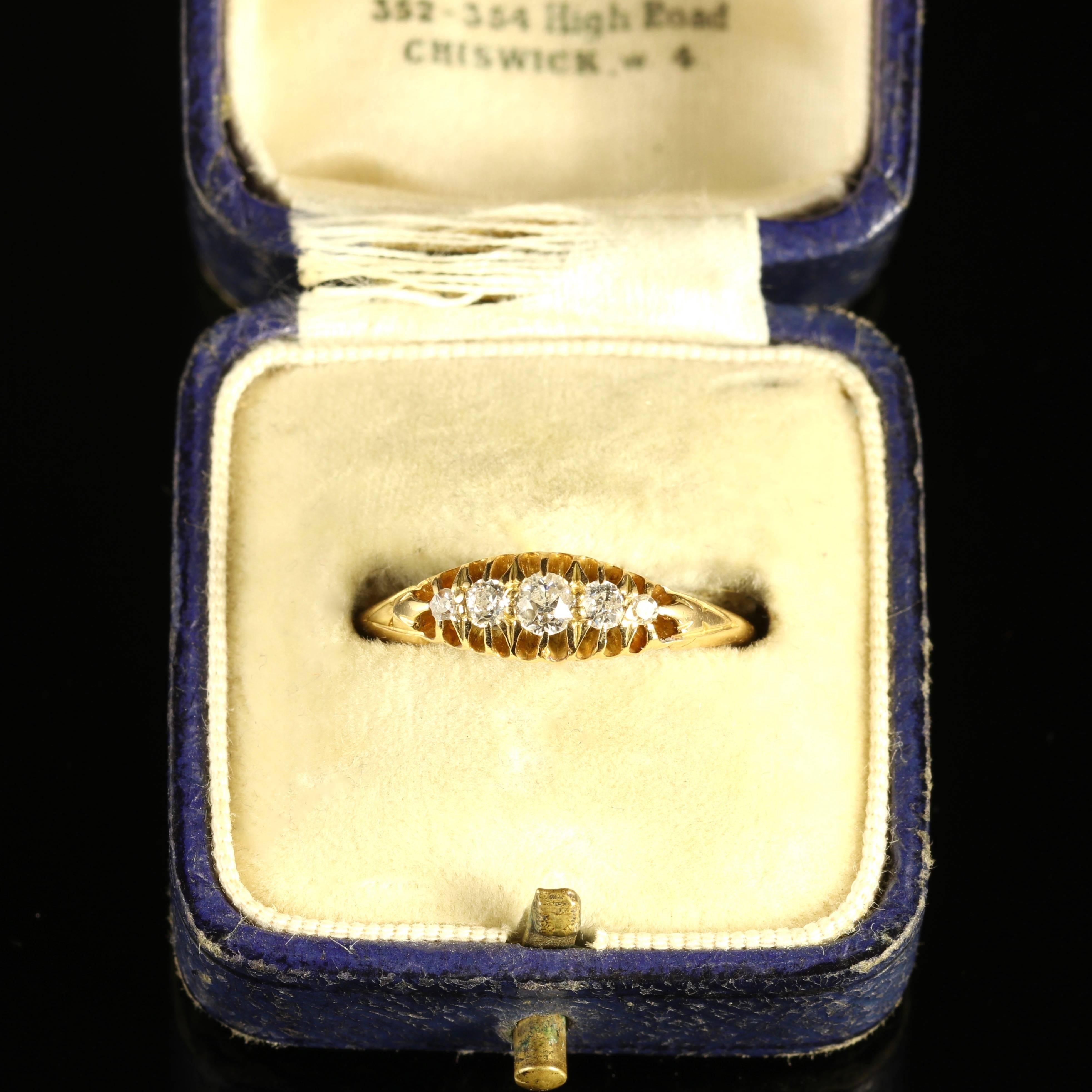 Victorian Five-Stone Old Cushion Cut 18 Carat Yellow Gold Ring 3
