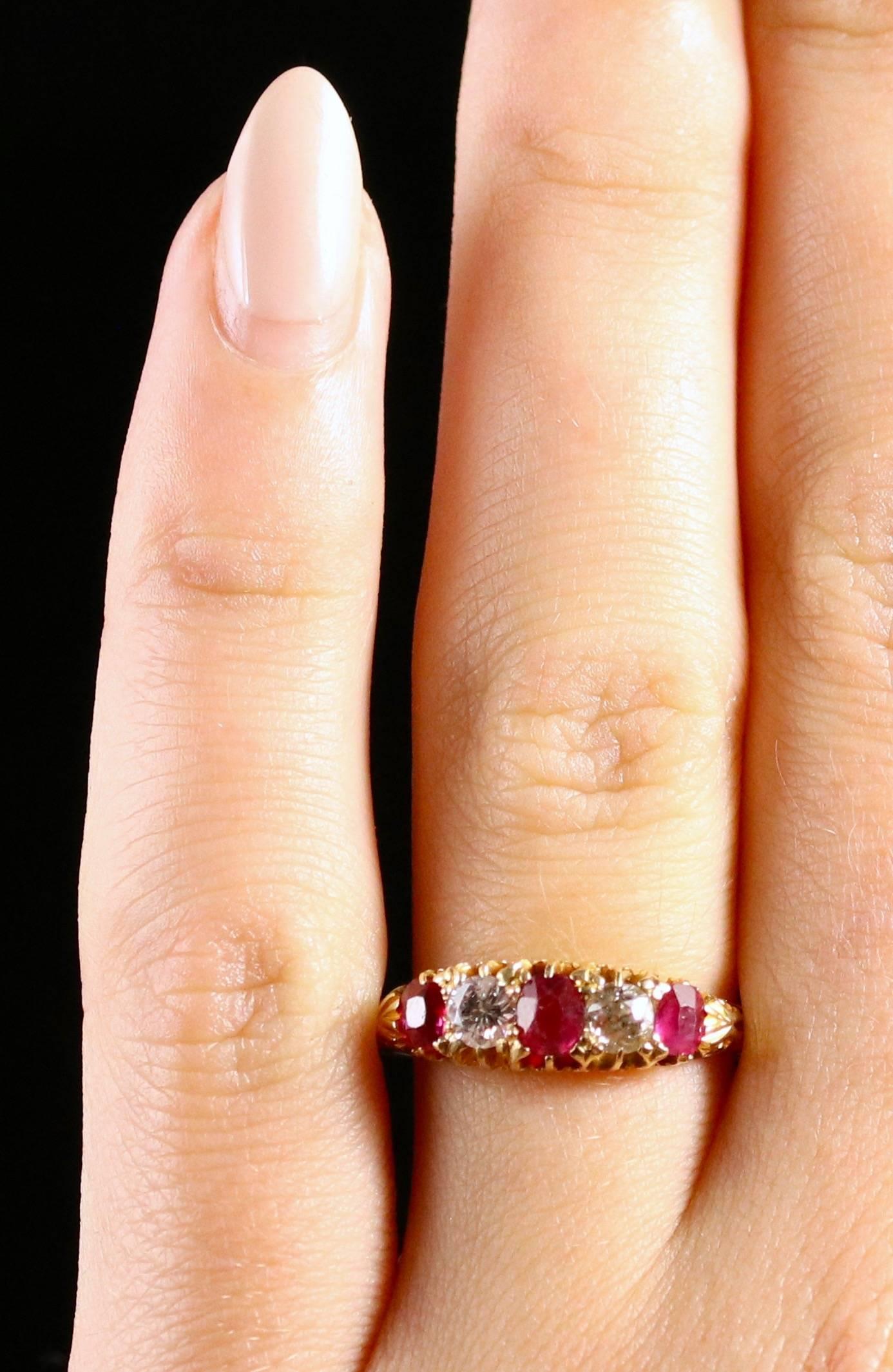 Antique Victorian Ruby Diamond Ring 18 Carat Gold, circa 1900 5