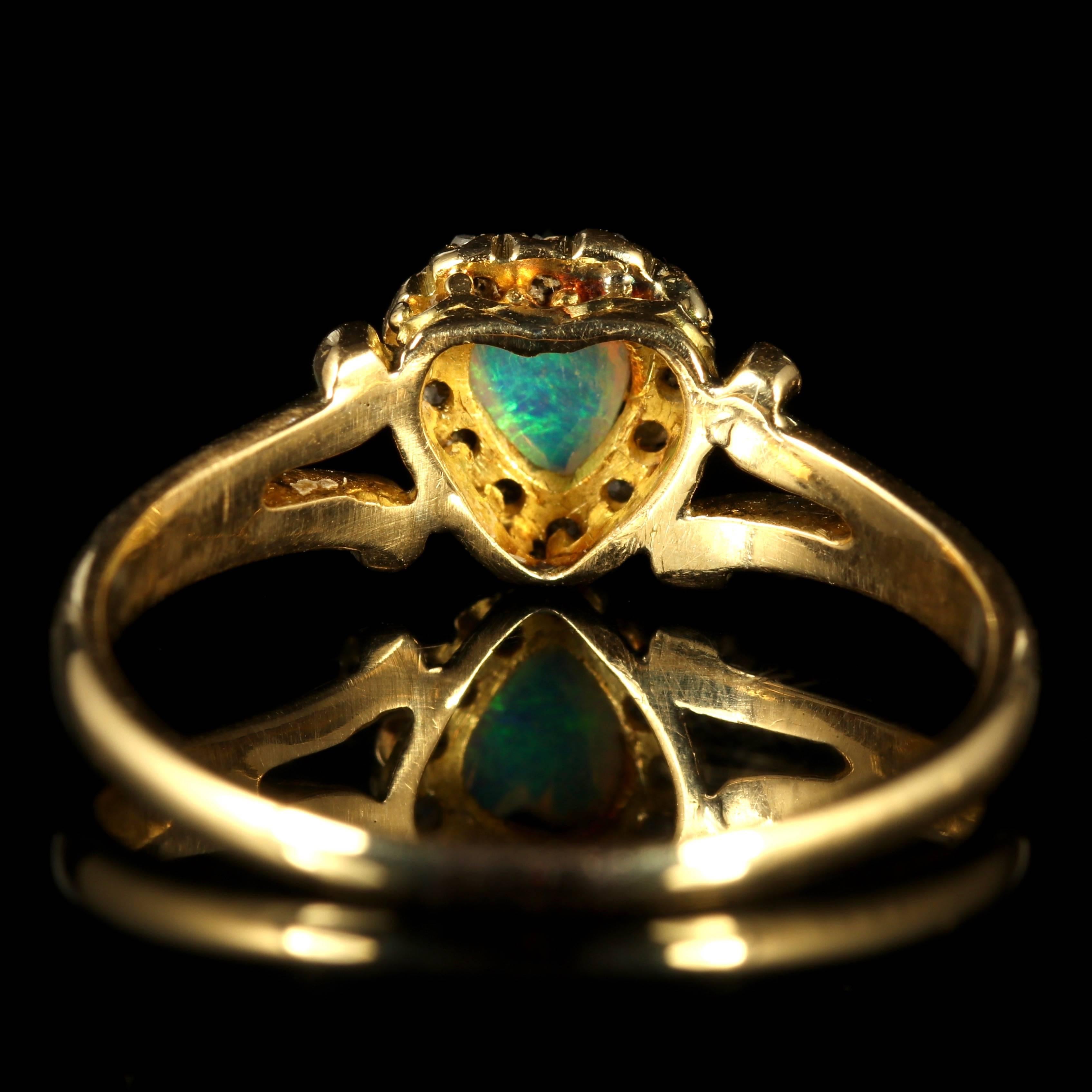 Antique Victorian Opal Diamond Heart Ring circa 1900 18 Carat Gold In Excellent Condition In Lancaster, Lancashire