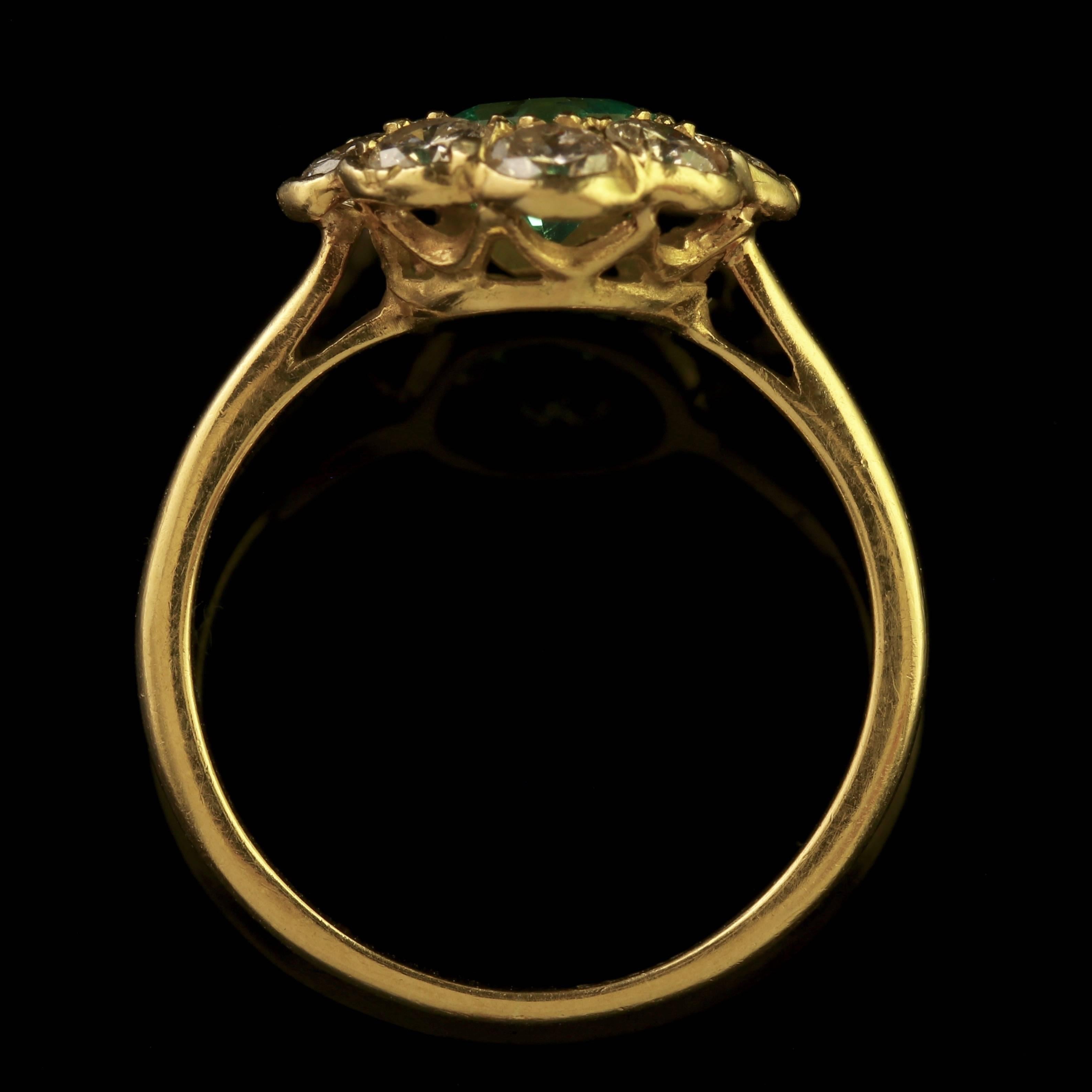 Antique Victorian Emerald Diamond Cluster Ring, circa 1900 3