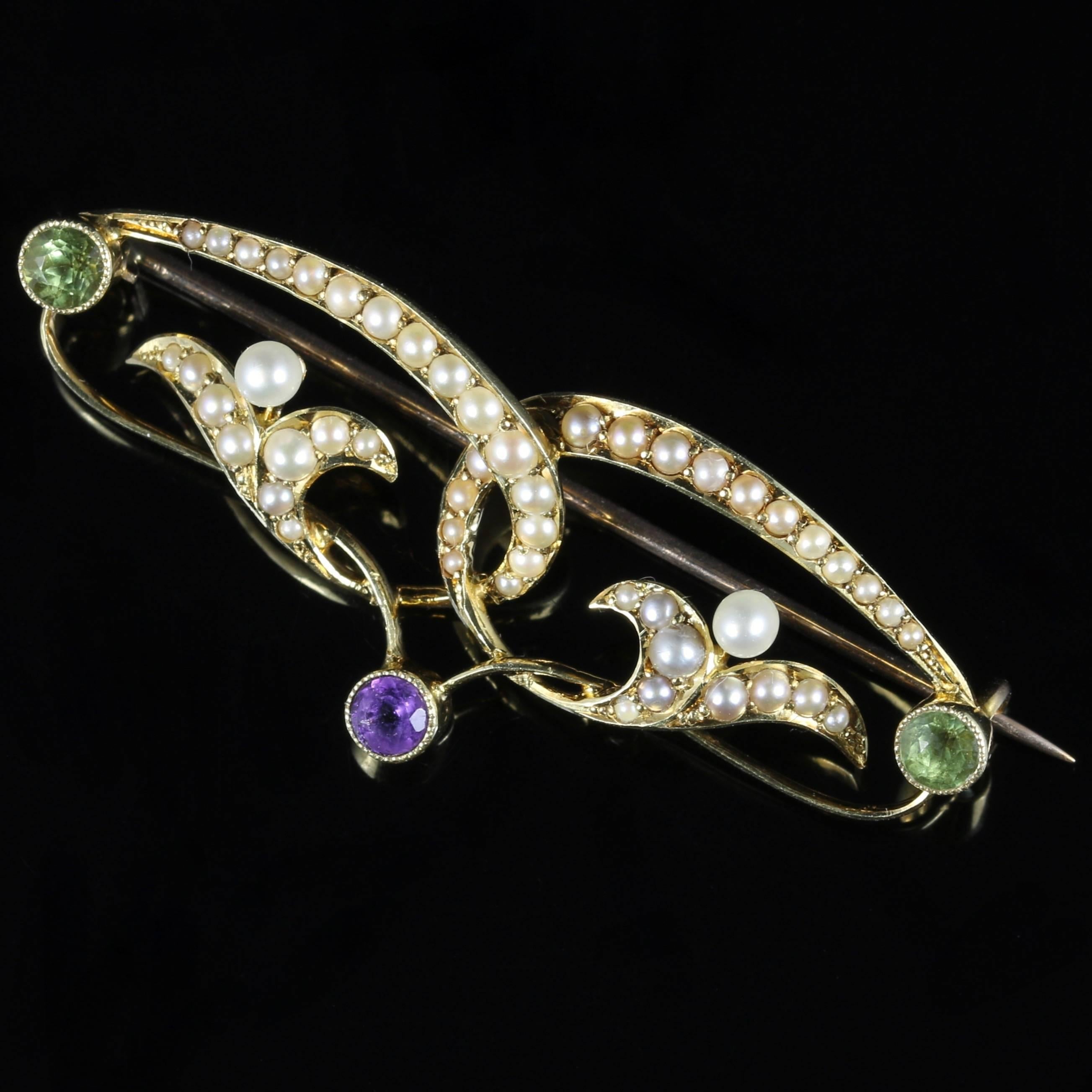 For more details please click continue reading down below..

This fabulous genuine Victorian antique Suffragette brooch is Circa 1900, set in 15ct Gold.

Beautiful detail adorns this brooch with creamy Pearls cascading over the top and crossing over