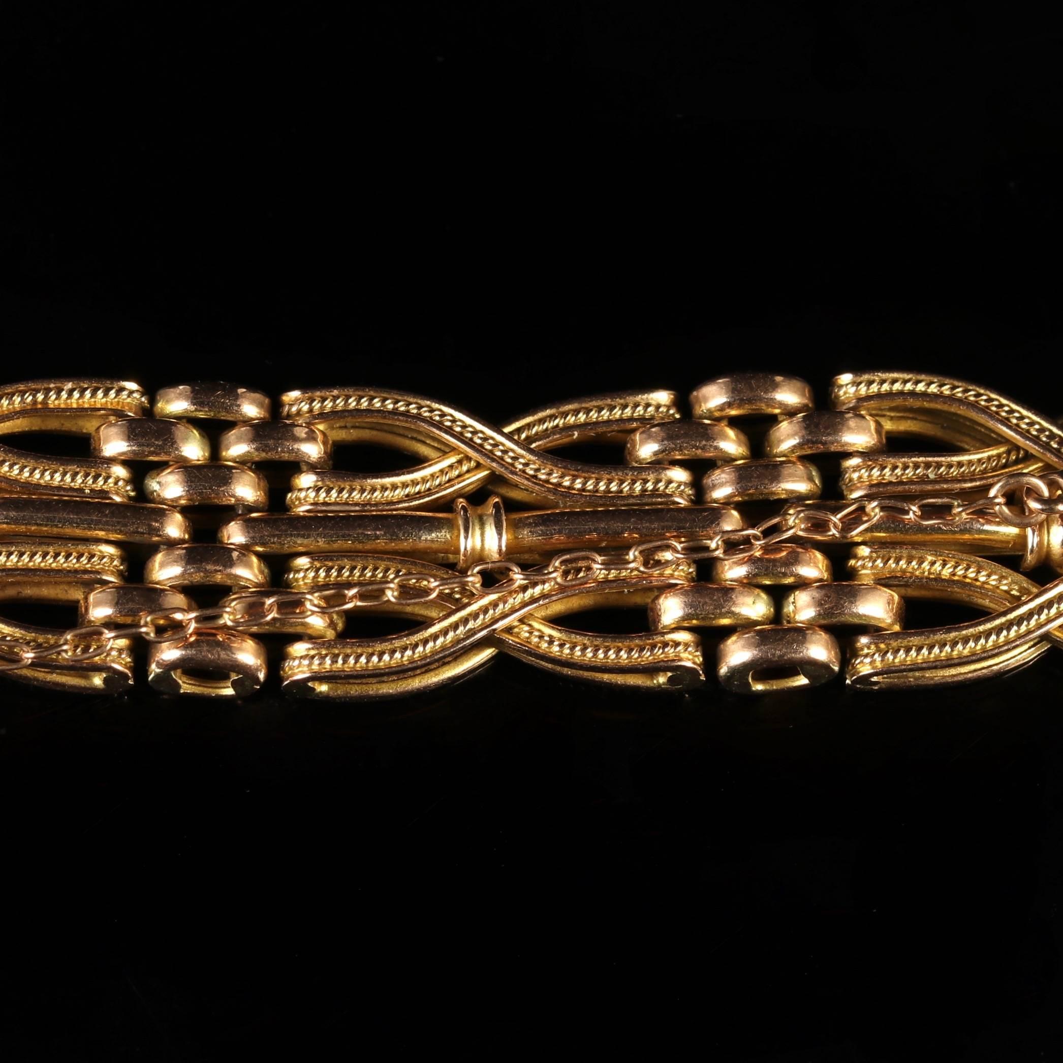 Antique Victorian Gold Gate Bracelet Fancy Link, circa 1900 In Excellent Condition In Lancaster, Lancashire