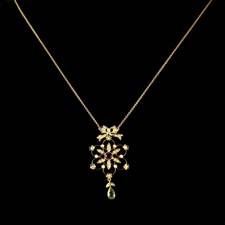 Antique Victorian Suffragette 15 Carat Gold Necklace Circa 1900 At Antique Victorian Suffragette 15 Carat Gold Necklace Circa 1900 In Excellent Condition For