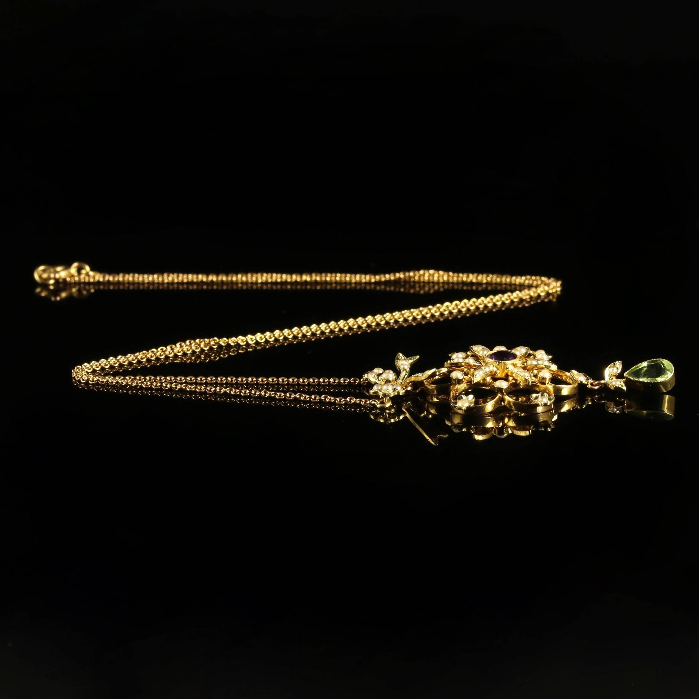 Antique Victorian Suffragette 15 Carat Gold Necklace, circa 1900 1