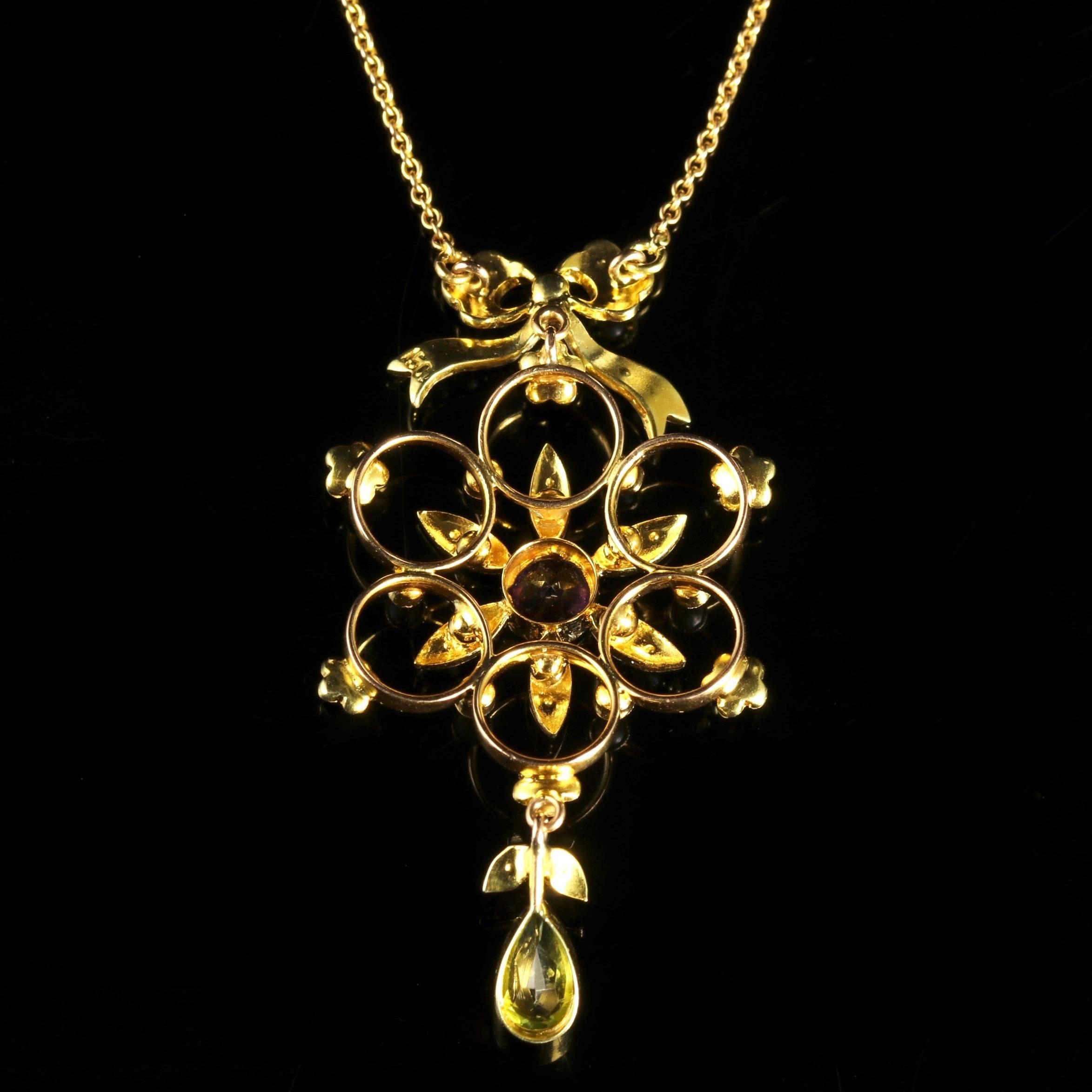 Antique Victorian Suffragette 15 Carat Gold Necklace, circa 1900 In Excellent Condition In Lancaster, Lancashire