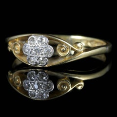 Antique Edwardian Diamond Cluster Ring 18 Carat Gold, circa 1915