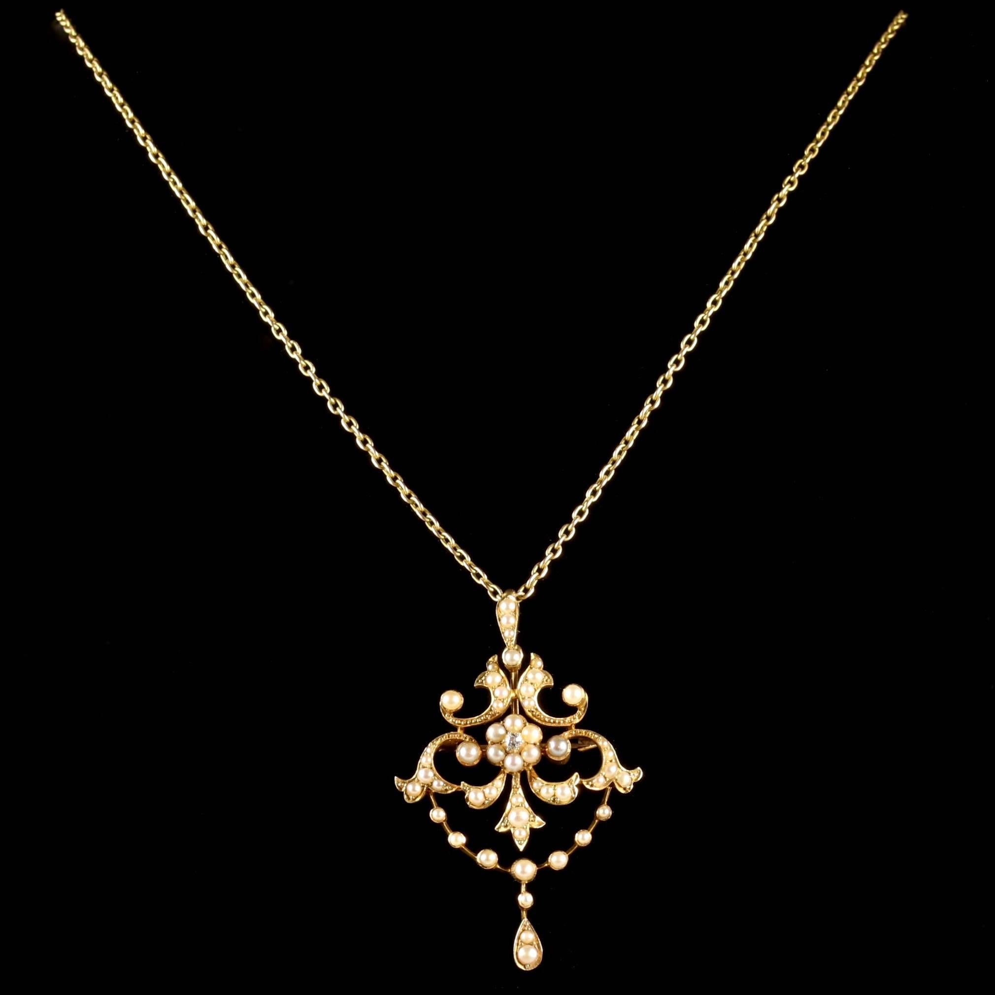 This is outstanding, a fabulous Victorian 15ct Yellow Gold pendant brooch and necklace which is truly beautiful.

This pendant is adorned with lustrous Pearls and a central old cut Diamond.

Pearls are organically created over many years and have