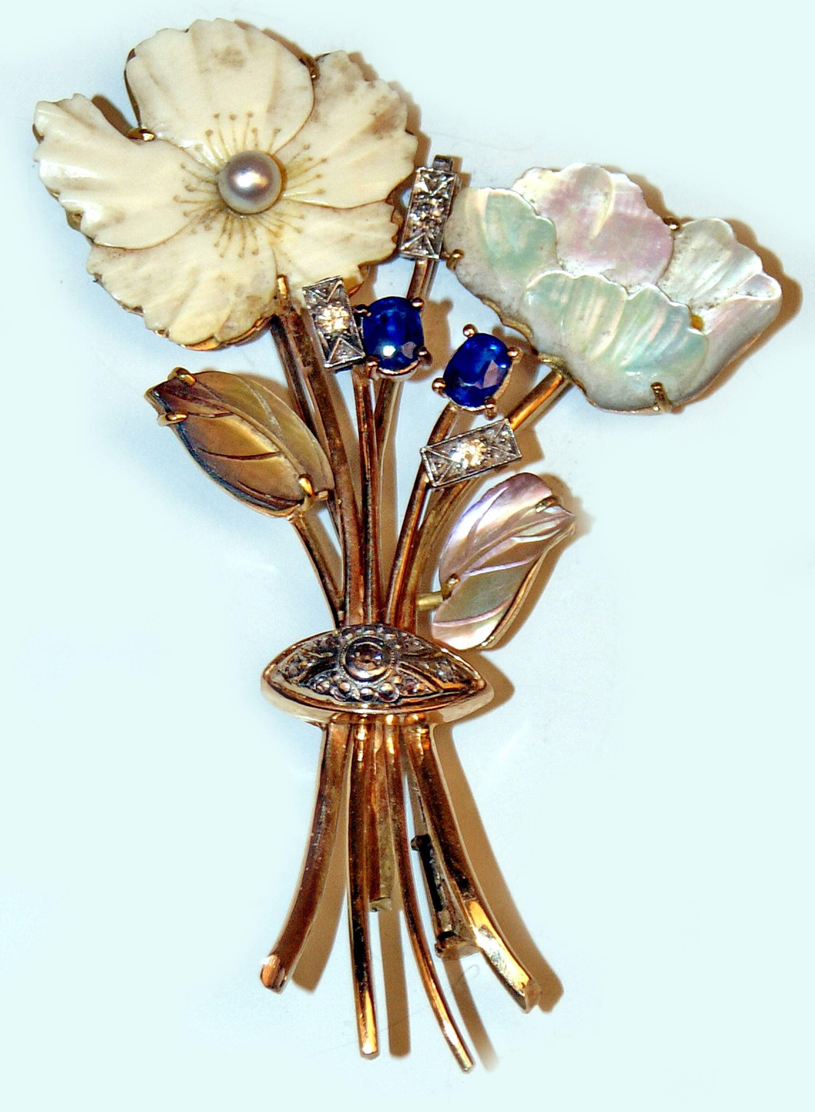 Brosche Blumenstrauß Gold 585 Brilliants 0,30 Karat Saphire Perle, Wien (Alteuropäischer Schliff) im Angebot