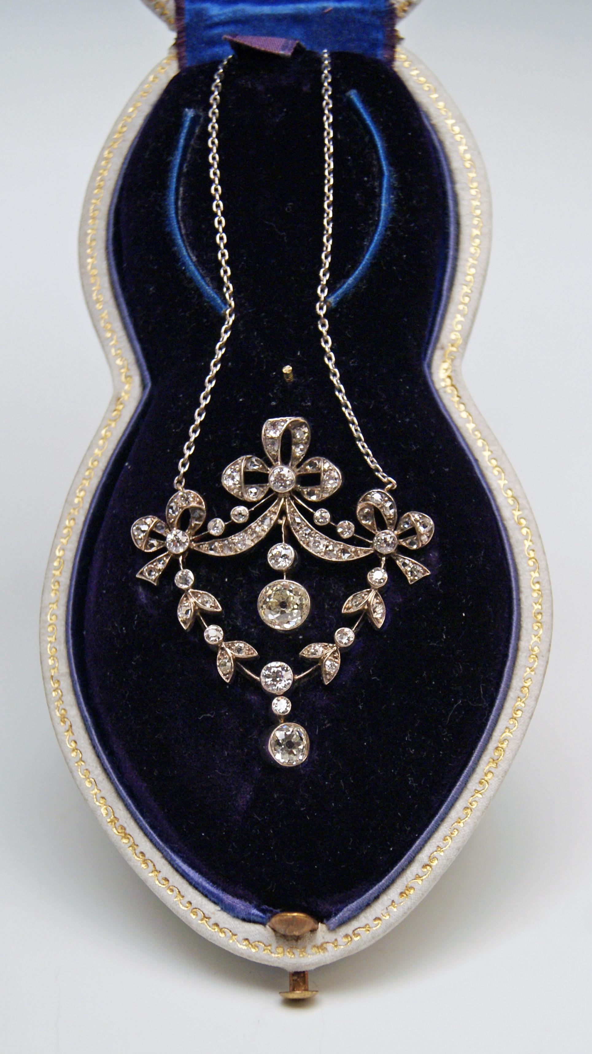 Art Nouveau Necklace Brooch Gold 585 Diamonds ‘3.0 Carat’ by Halder Vienna 2