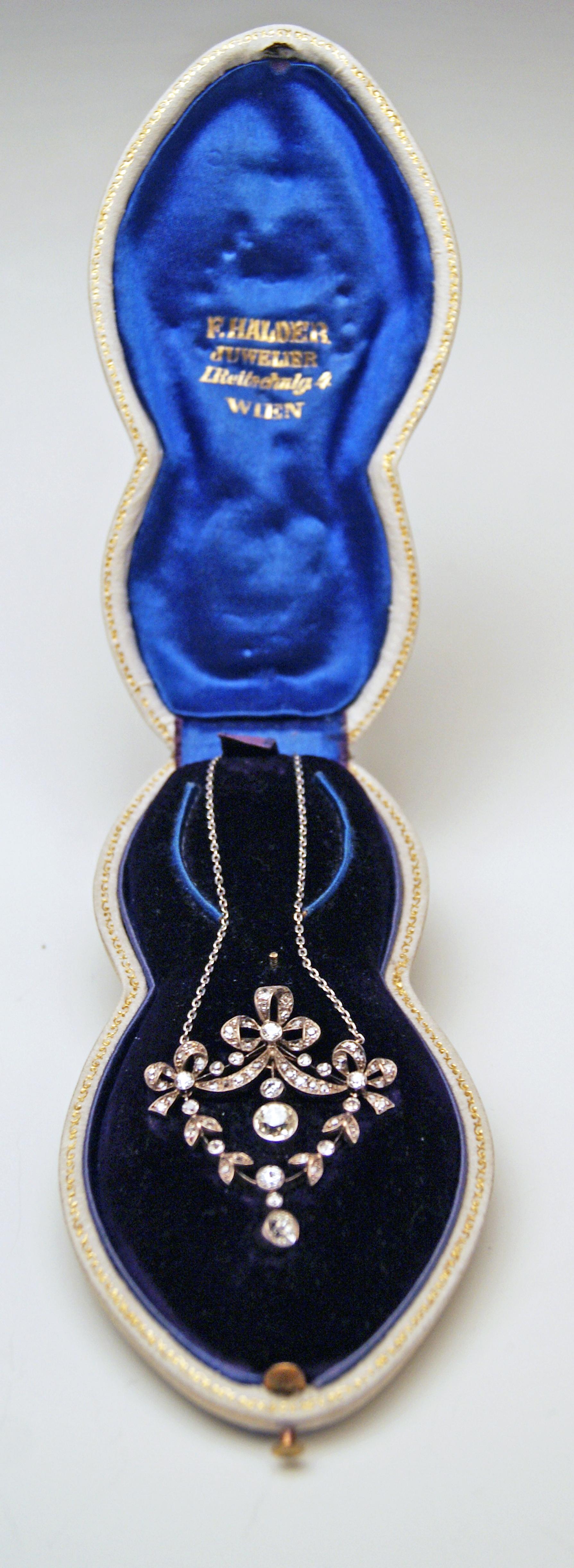 Women's Art Nouveau Necklace Brooch Gold 585 Diamonds ‘3.0 Carat’ by Halder Vienna