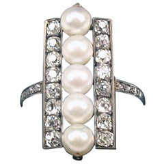 1920s Art Deco 1.05 Carat Diamond Pearl Gold Panel Cocktail Ring