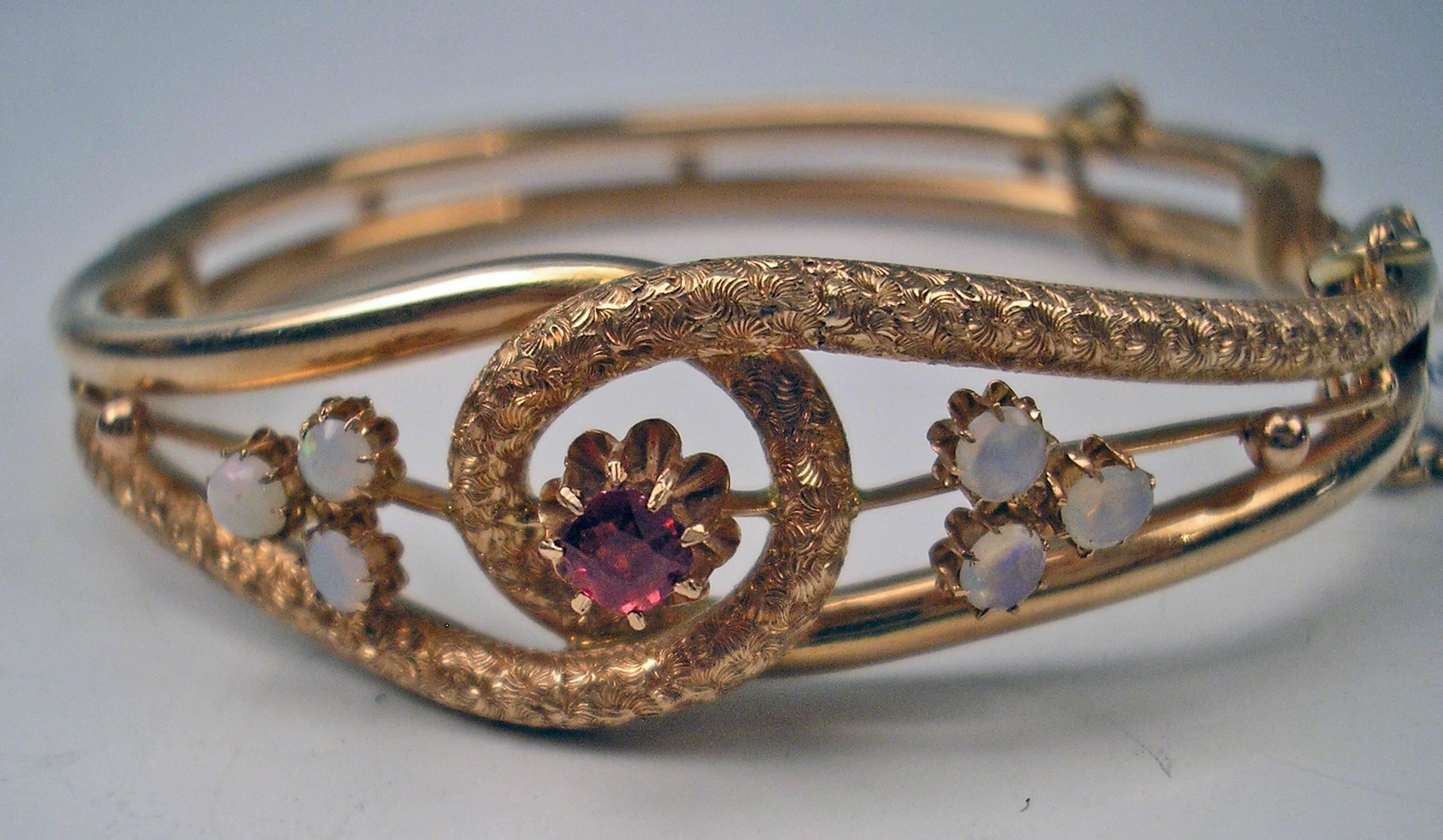 Art Nouveau Opal Almandine Gold Bangle Bracelet  In Excellent Condition In Vienna, AT