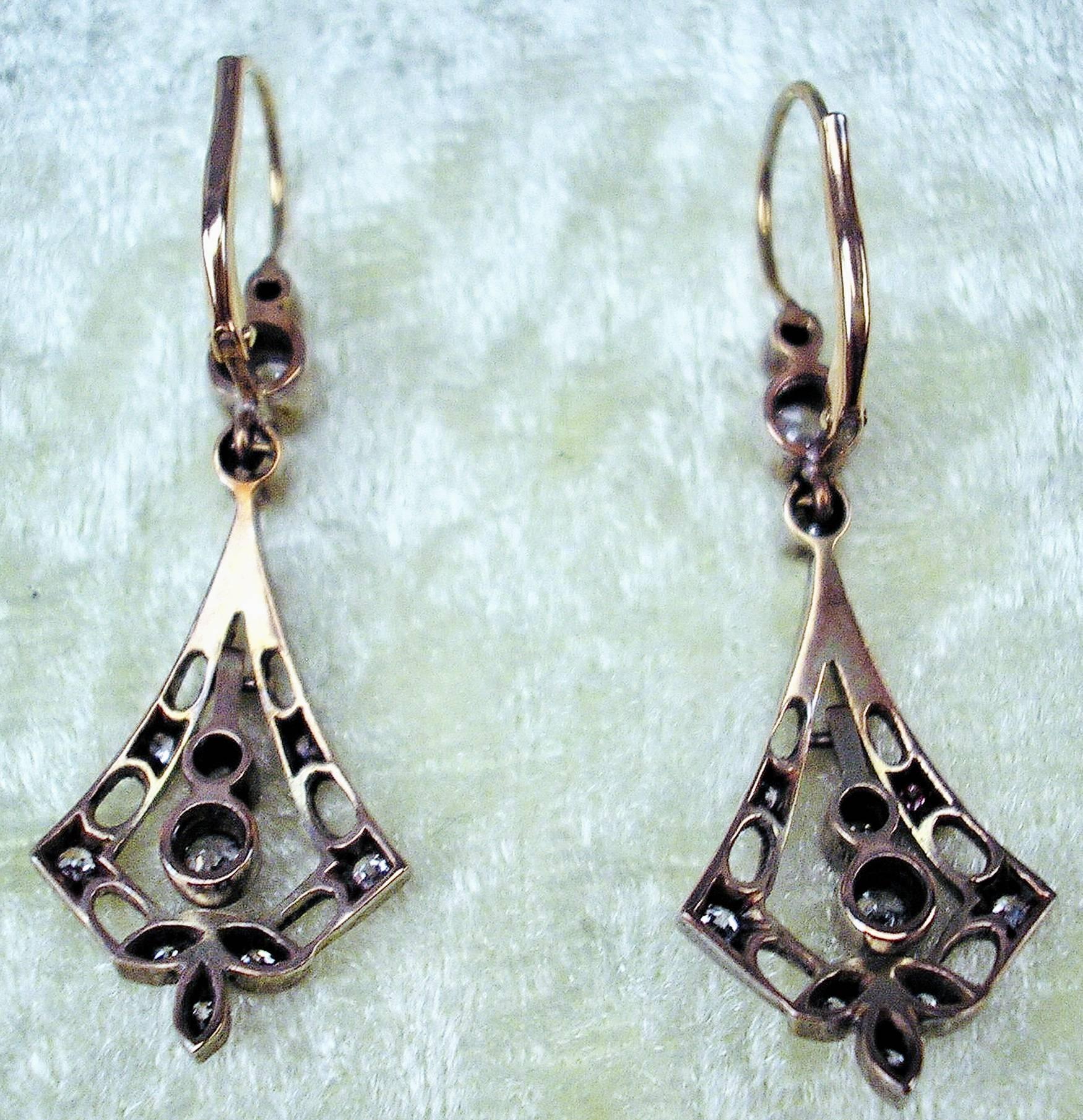 Austrian Art Nouveau Diamond 1 Carat Gold Eardrops c1900 In Excellent Condition In Vienna, AT