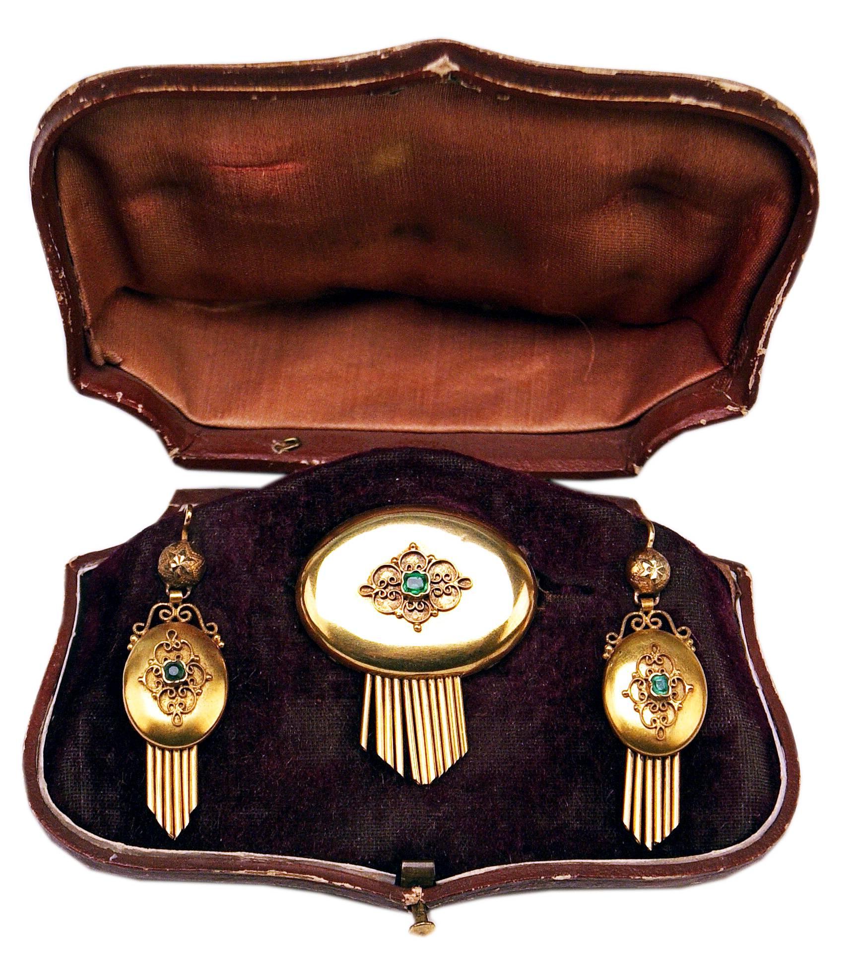High Victorian Drop Earring Brooch Jewelry Set 14 Carat Gold Emeralds Vintage, Vienna, Austria For Sale