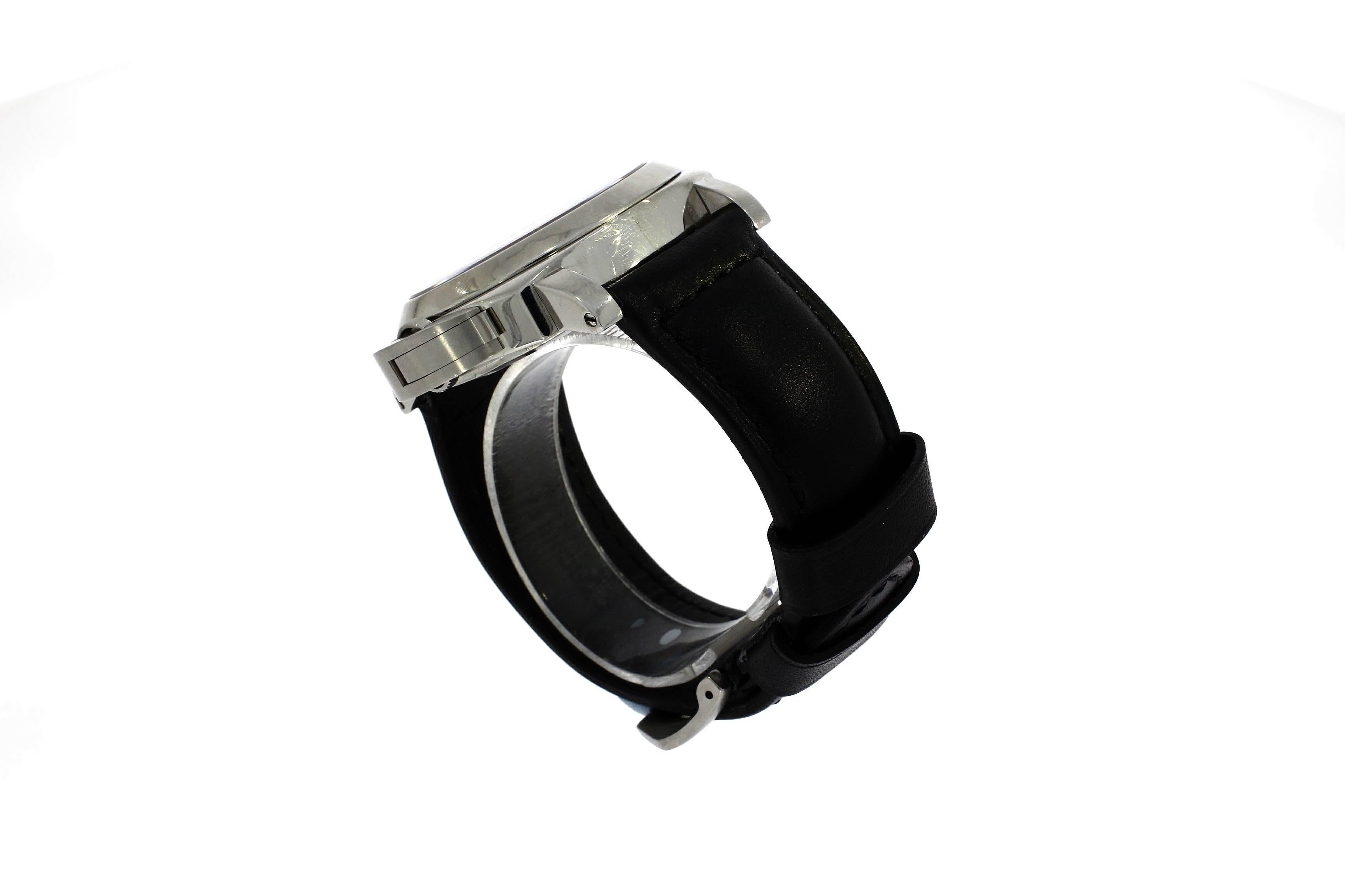 Women's or Men's Panerai Stainless Steel Luminor Wristwatch Ref OP6616   For Sale