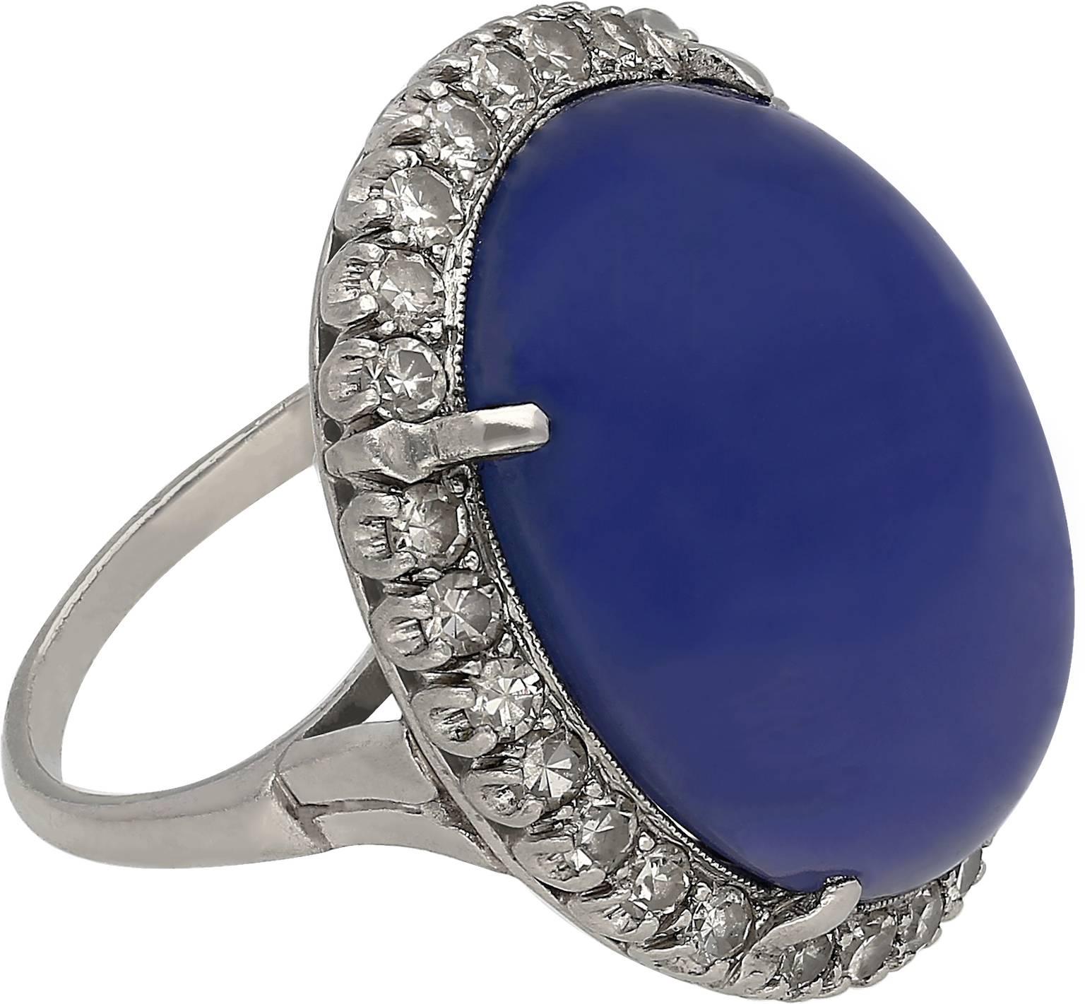 Art Deco 27.87 Carat Cabochon Ceylon Star Sapphire Diamond Platinum Ring In Excellent Condition In Miami, FL