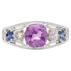 Vintage-Ring aus 18-karätigem Weißgold mit einem rosa Saphir von 1,78 Karat, einem blauen Saphir und Diamanten