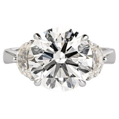 Anello con diamante taglio rotondo certificato GIA da 5,03 carati J/VVS1 Pietre laterali taglio mezza luna