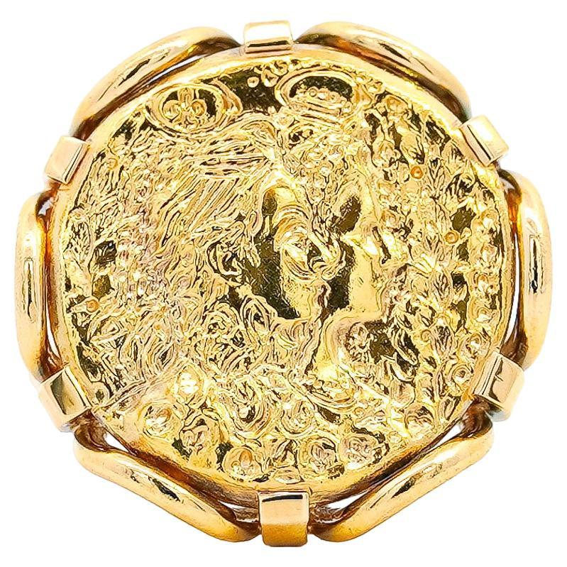 Salvador Dali 22k "Dalí d'Or" For Piaget Coin Ring in 18K Yellow Gold Circa 1966 For Sale