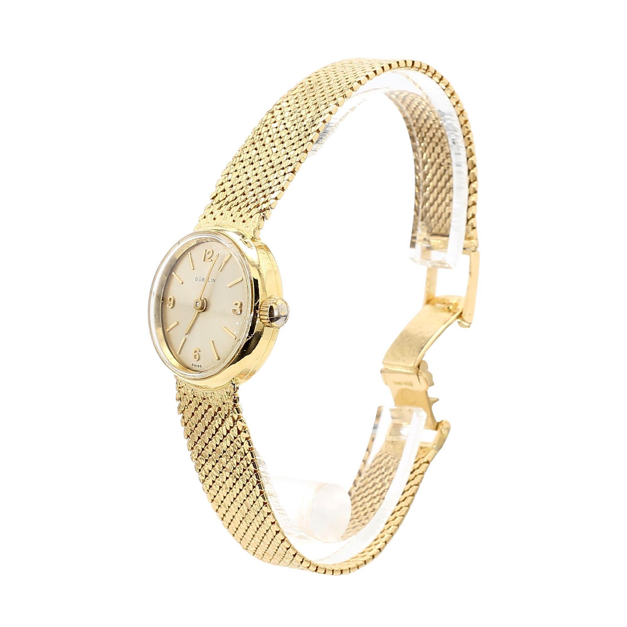 Art Déco Gübelin Orologio da donna con bracciale a maglie con quadrante in oro 18 carati in vendita