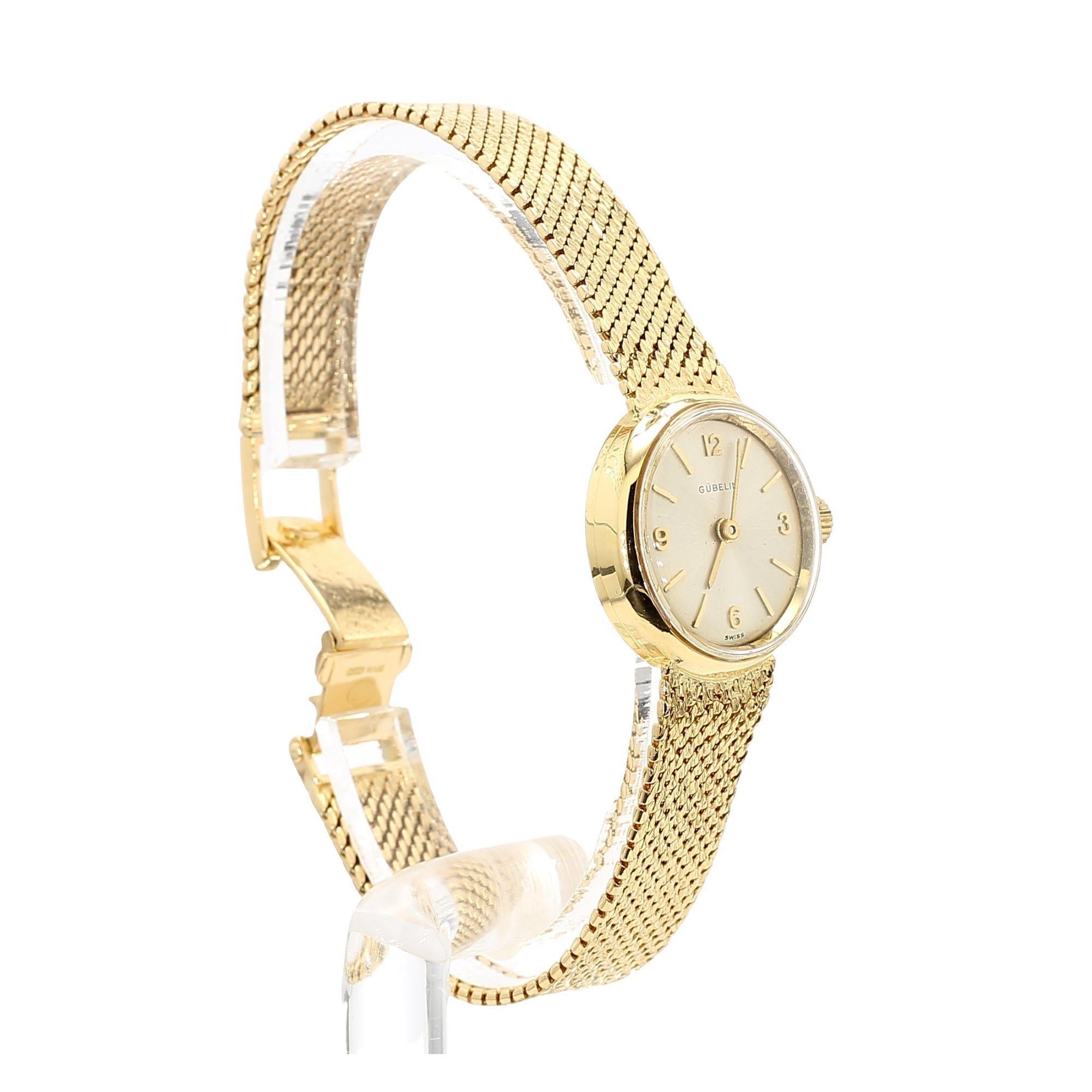 Gübelin Orologio da donna con bracciale a maglie con quadrante in oro 18 carati in vendita 3